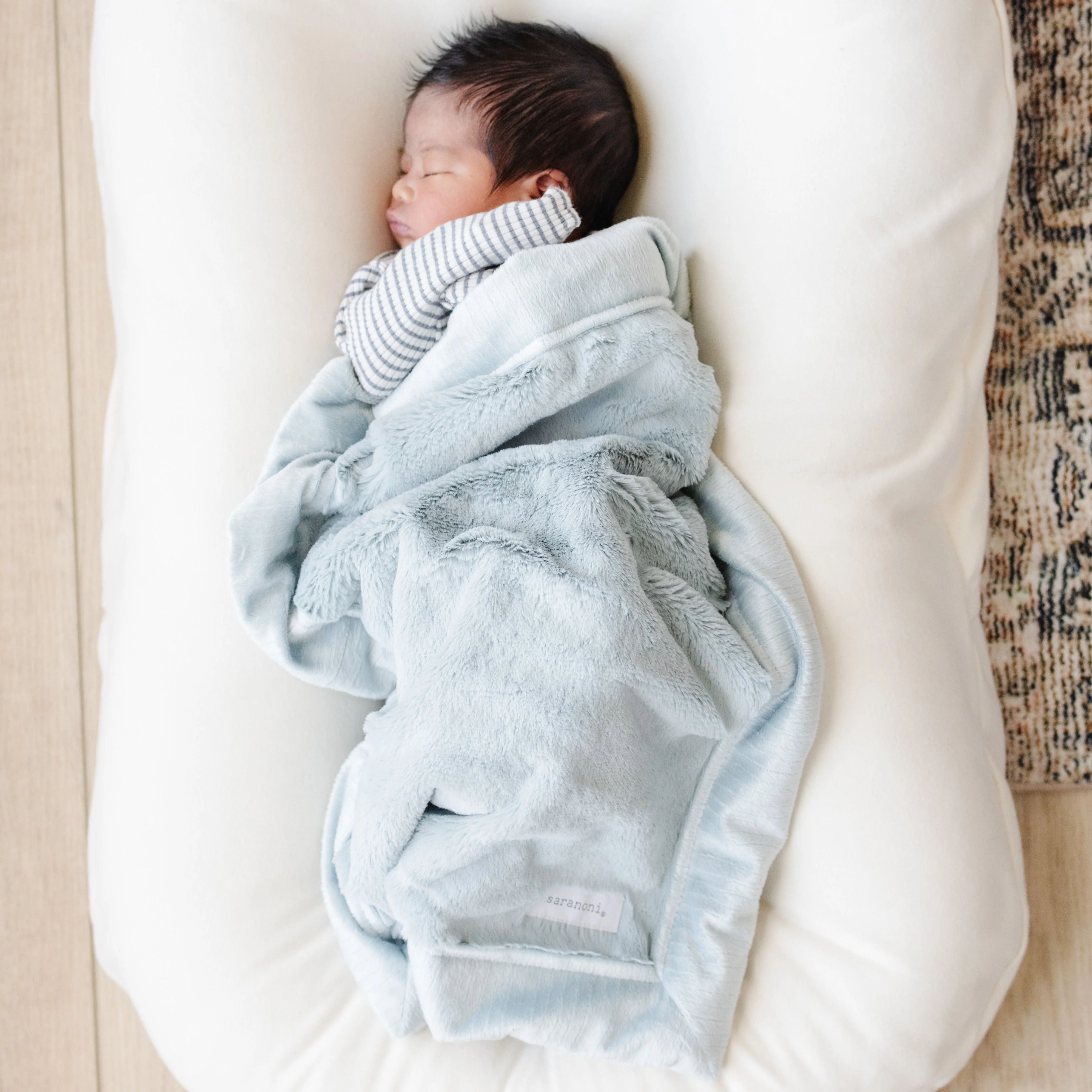LUSH MINI BLANKETS - Image 84