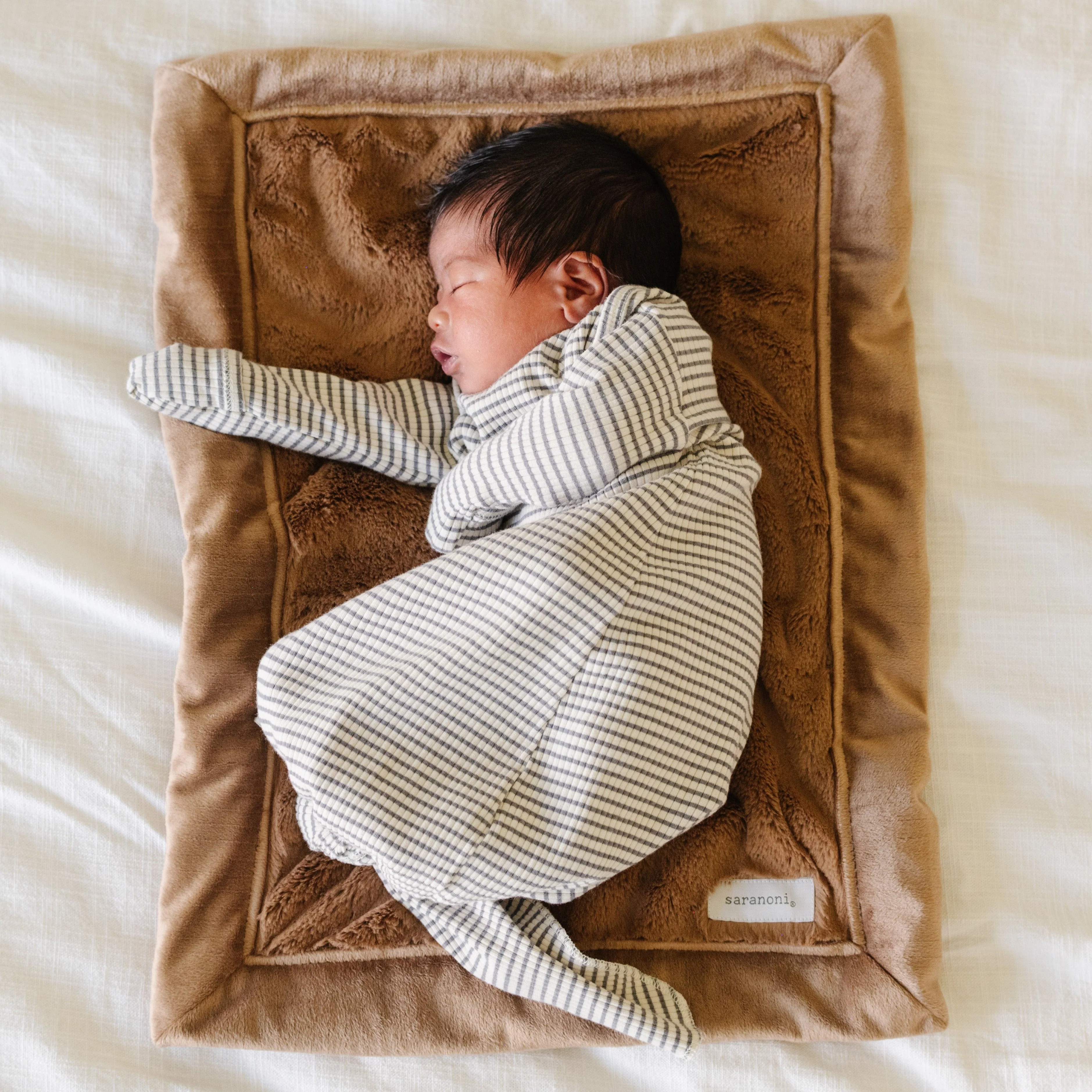 LUSH MINI BLANKETS - Image 88