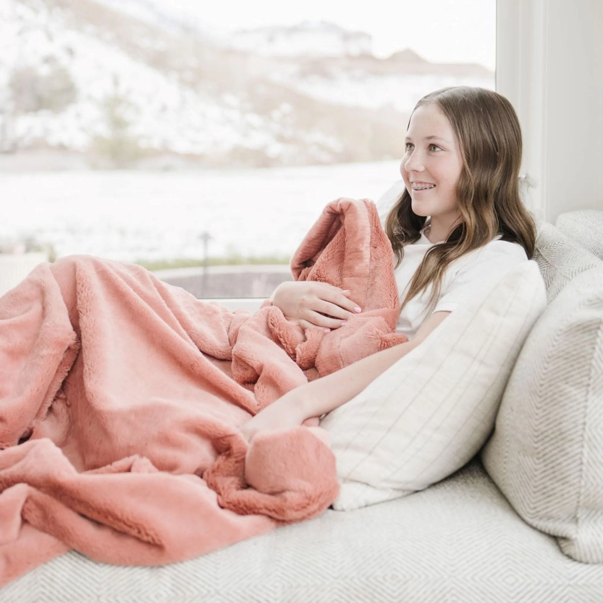 LUSH TODDLER BLANKETS - Image 40