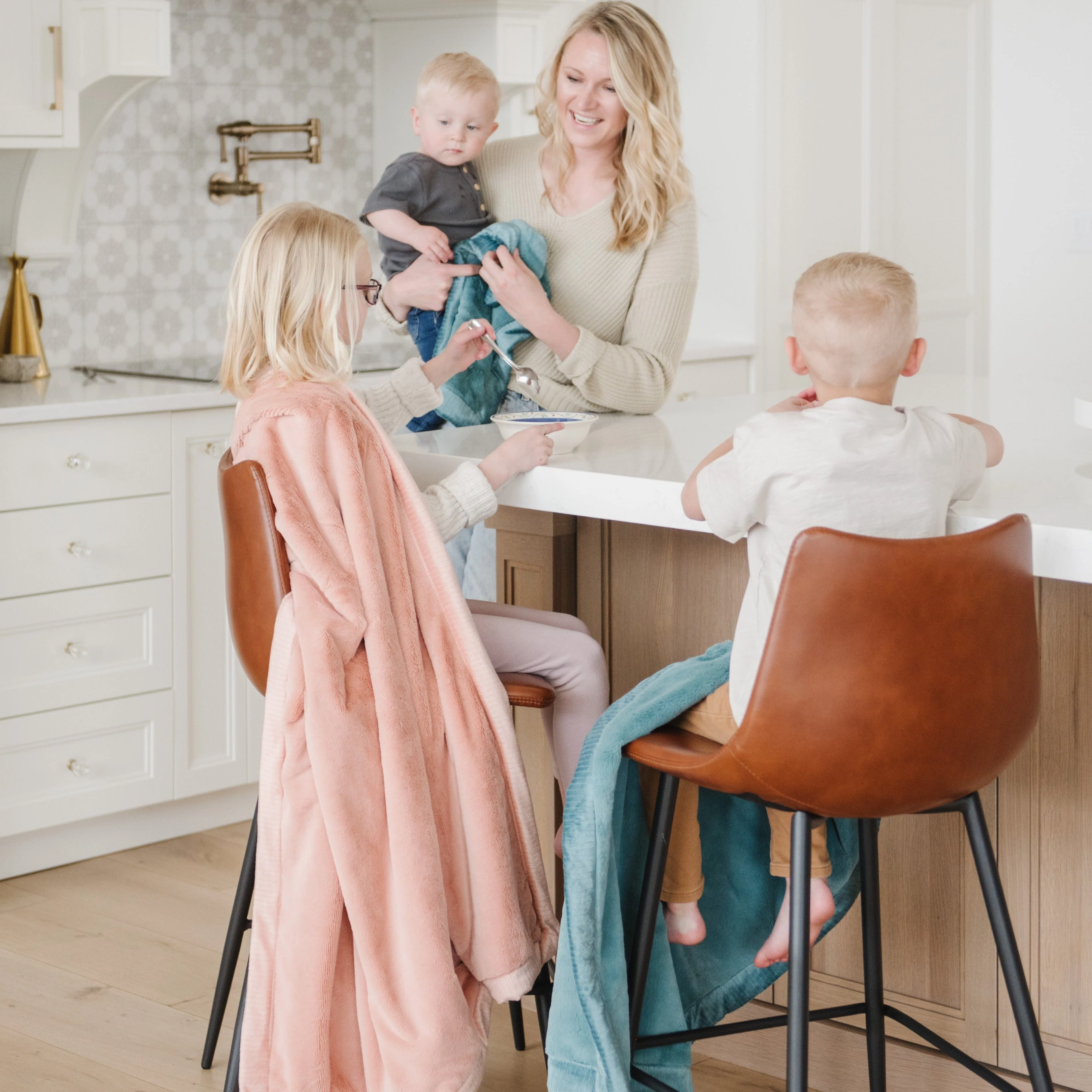 LUSH TODDLER BLANKETS - Image 72