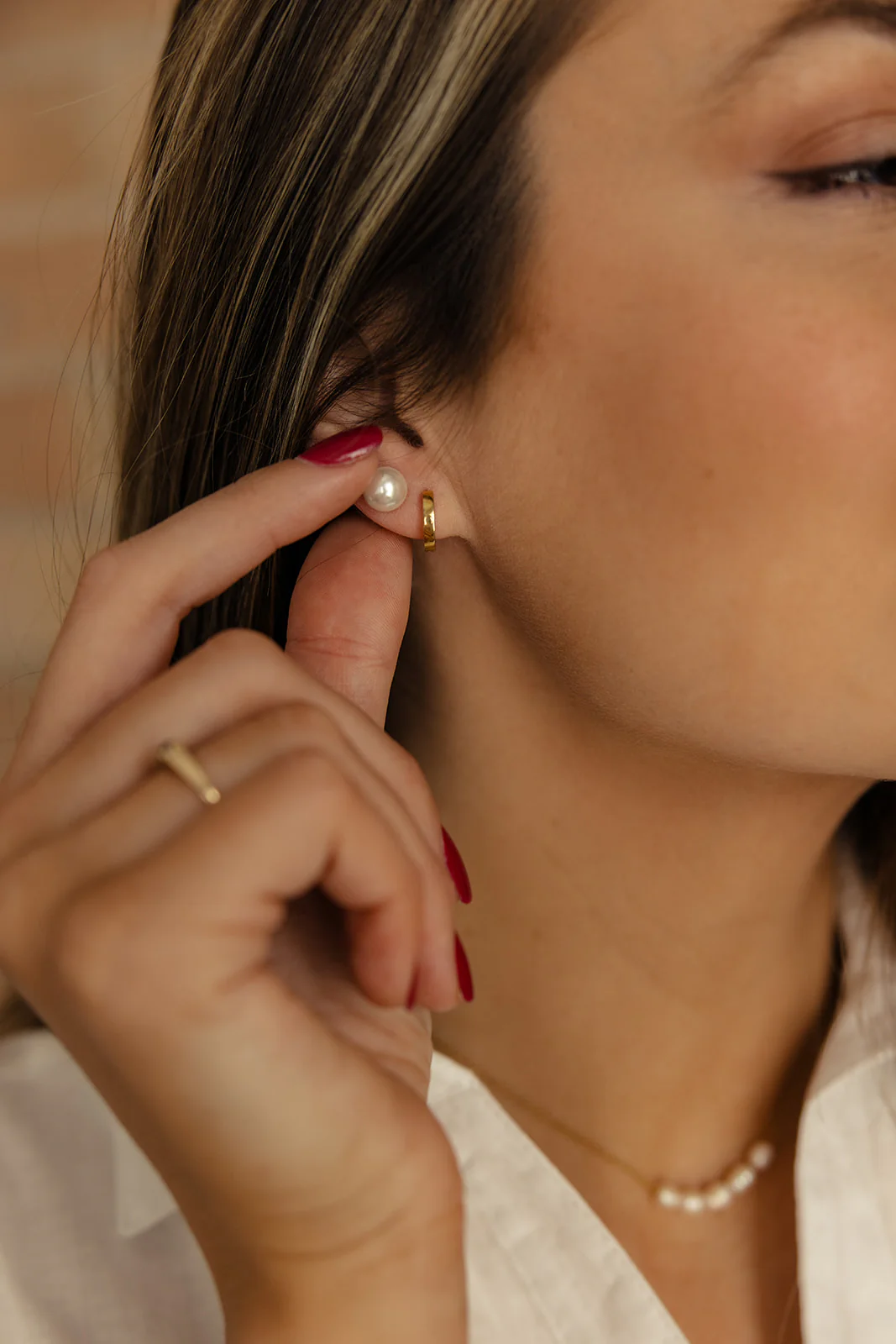 Marina Pearl Earrings - Image 3