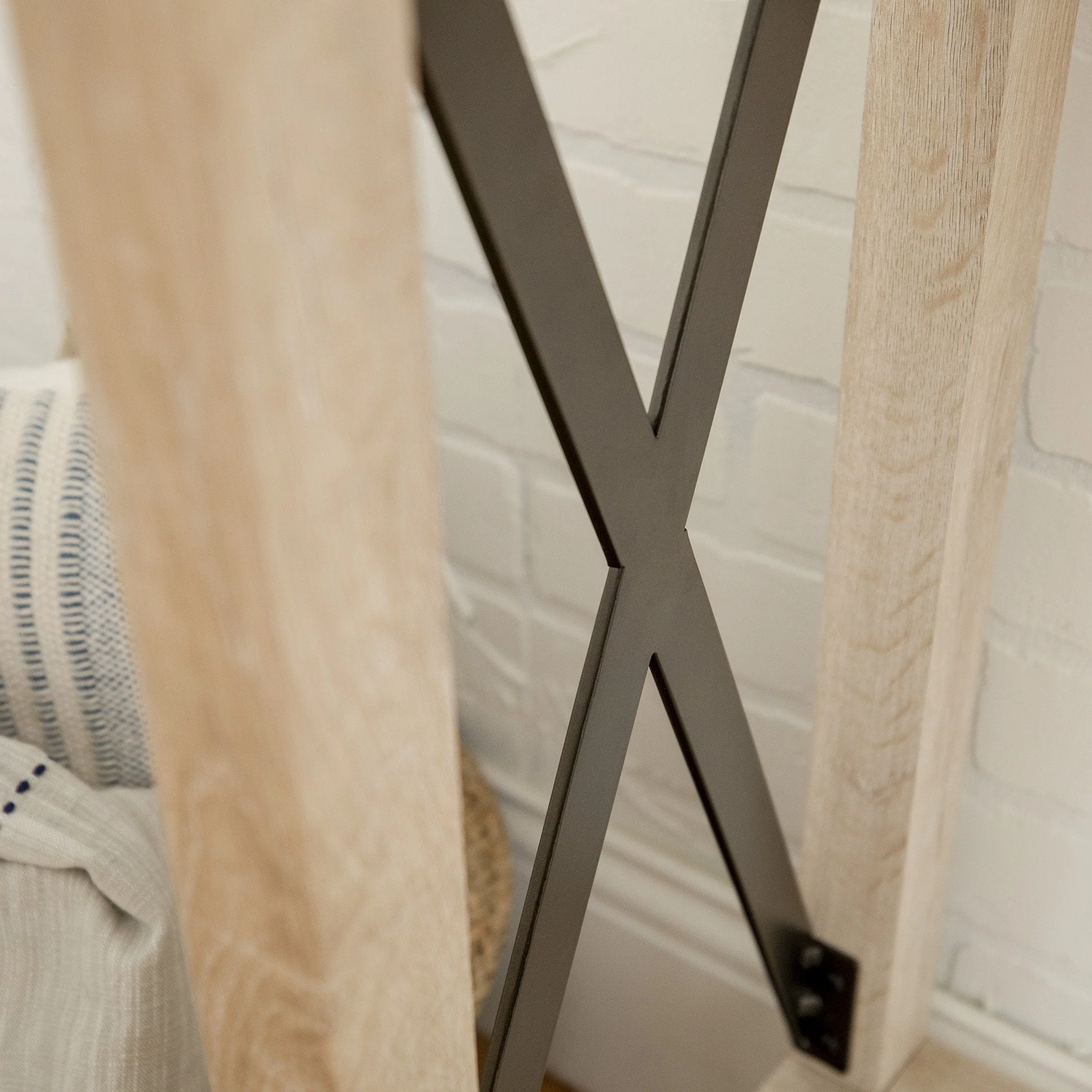 Metal X Entry Table - Image 4