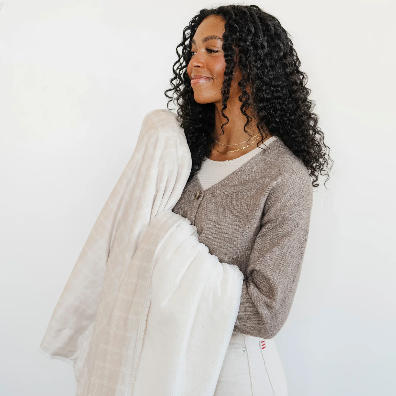 MINKY/LUSH THROW BLANKETS - Image 2