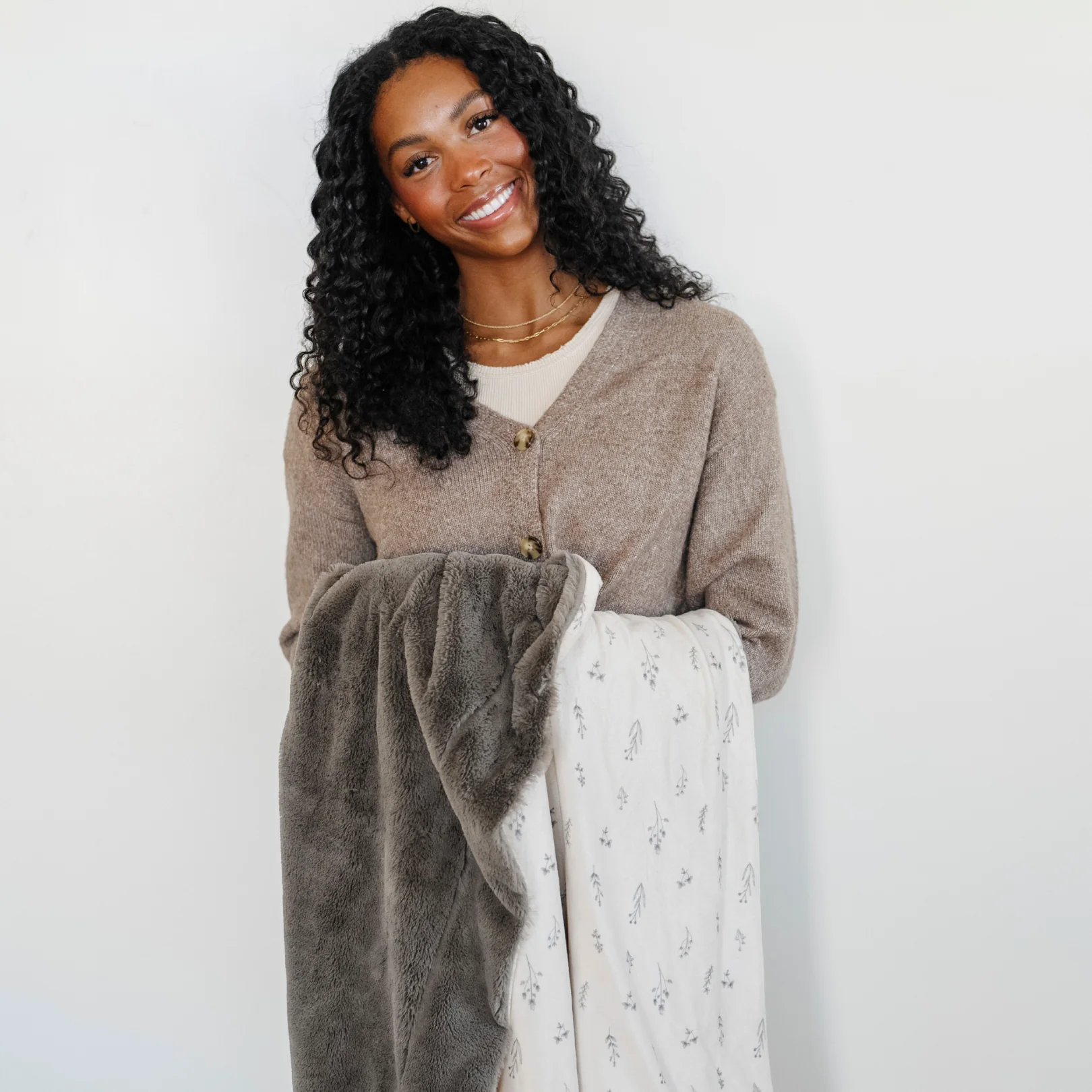 MINKY/LUSH XL BLANKETS - Image 6