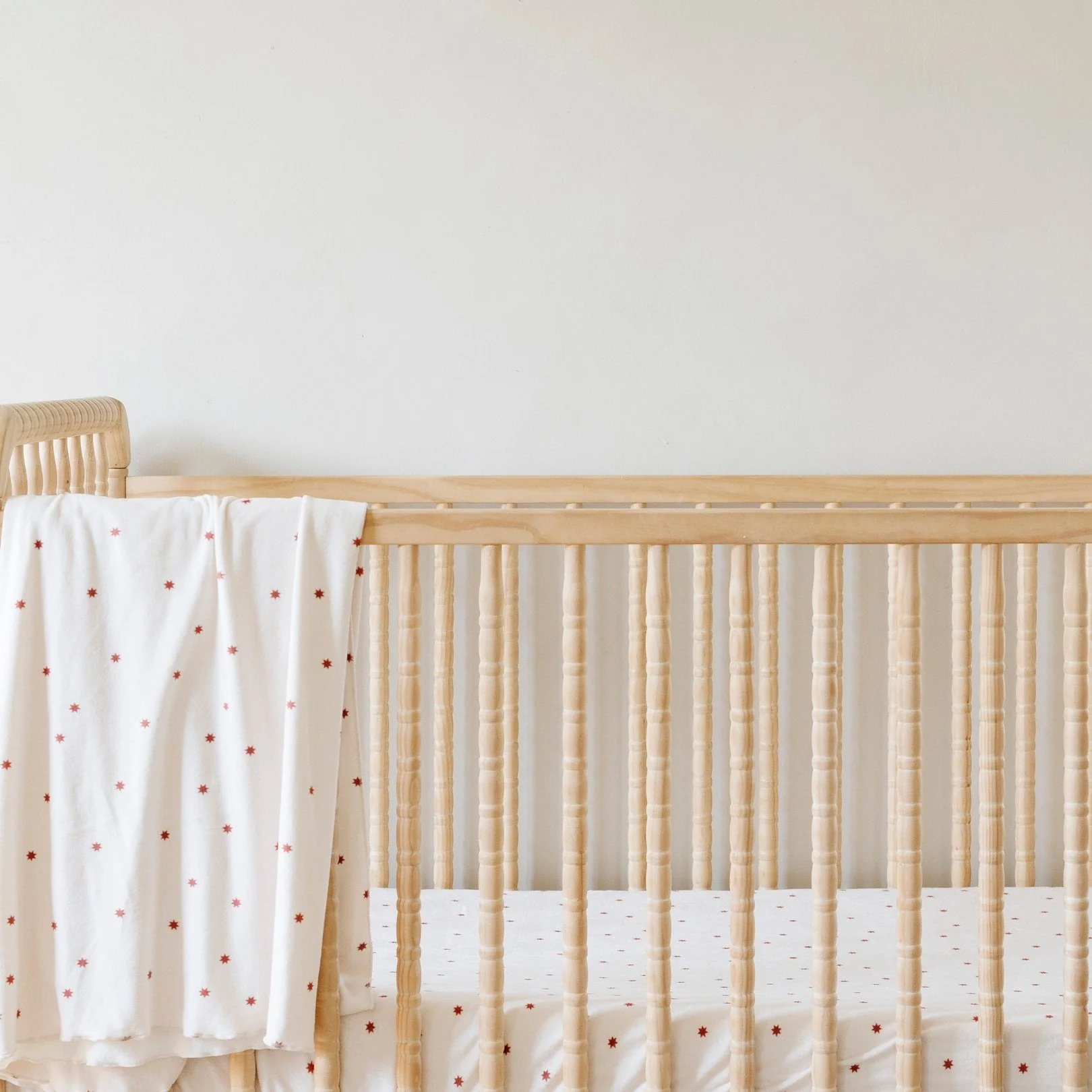MINKY STRETCH LUXE CRIB SHEETS - Image 13