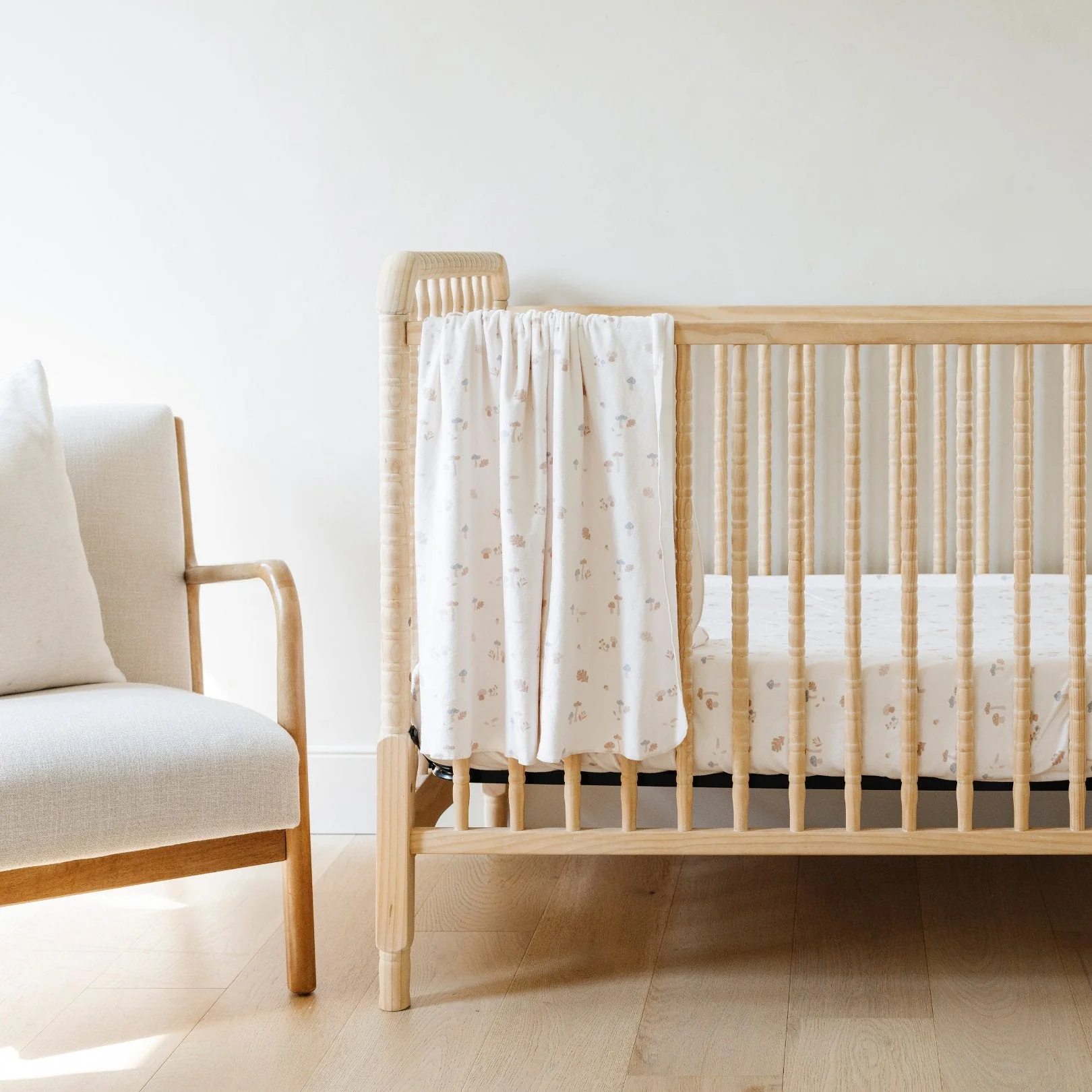 MINKY STRETCH LUXE CRIB SHEETS - Image 17