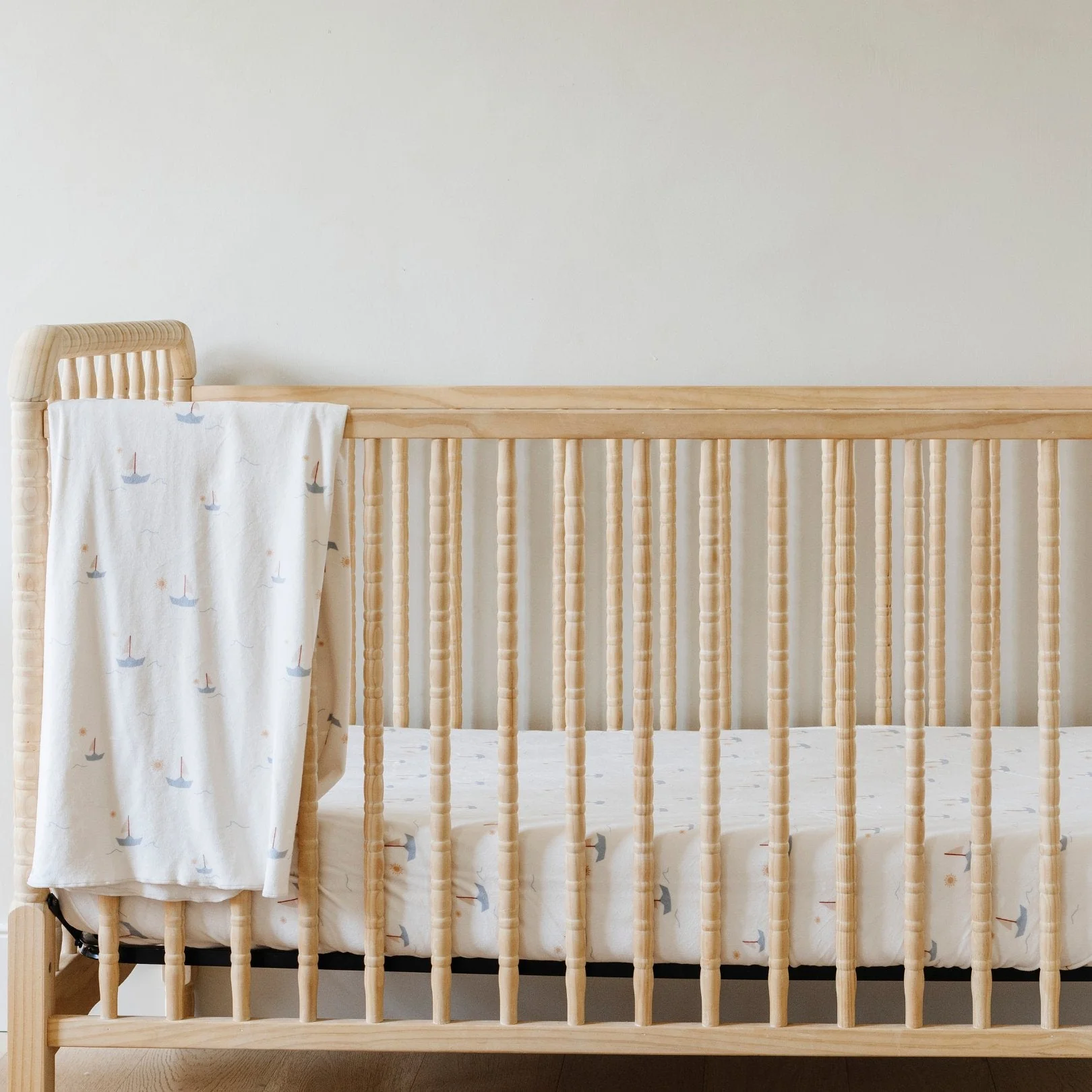 MINKY STRETCH LUXE CRIB SHEETS - Image 22