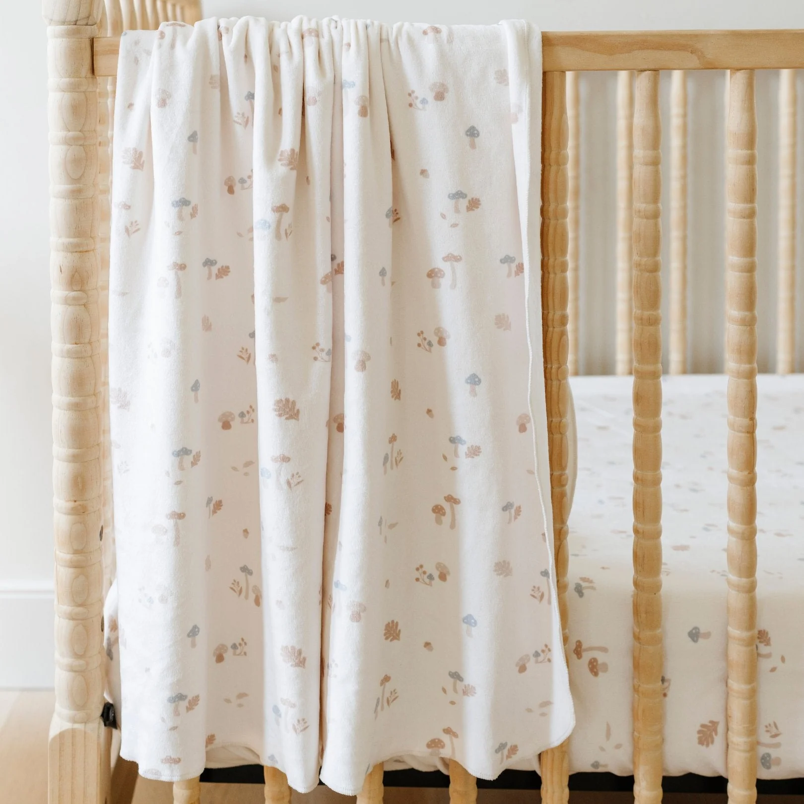 MINKY STRETCH LUXE SWADDLE/BLANKET - Image 17
