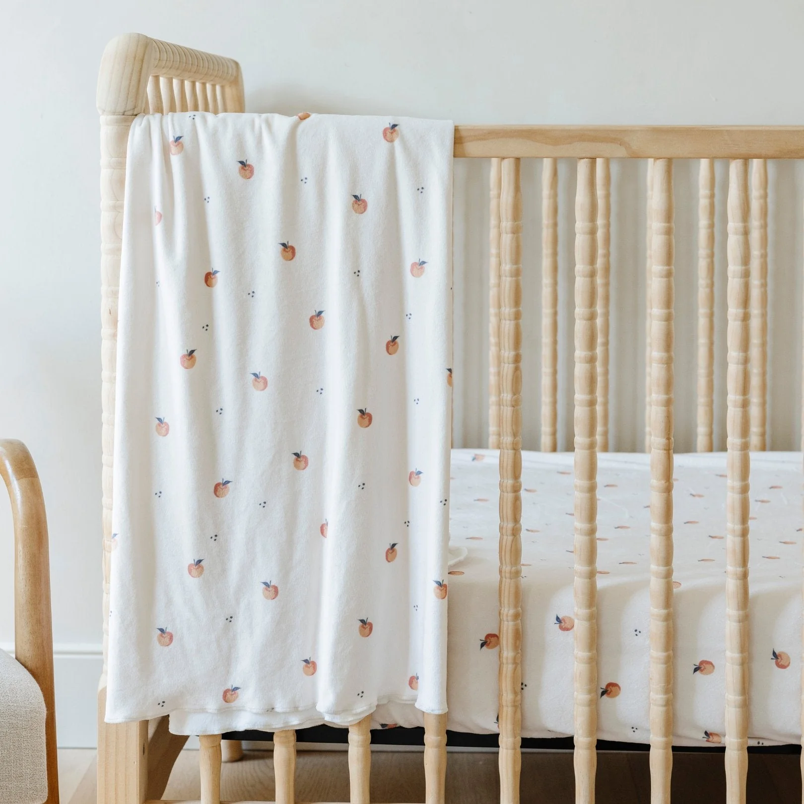 MINKY STRETCH LUXE SWADDLE/BLANKET - Image 9