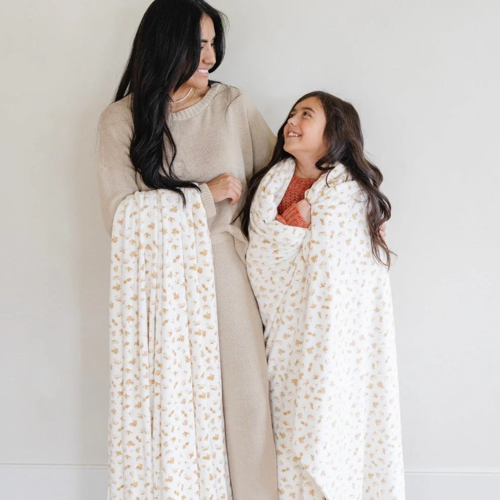 MINKY STRETCH THROW BLANKETS - Image 18