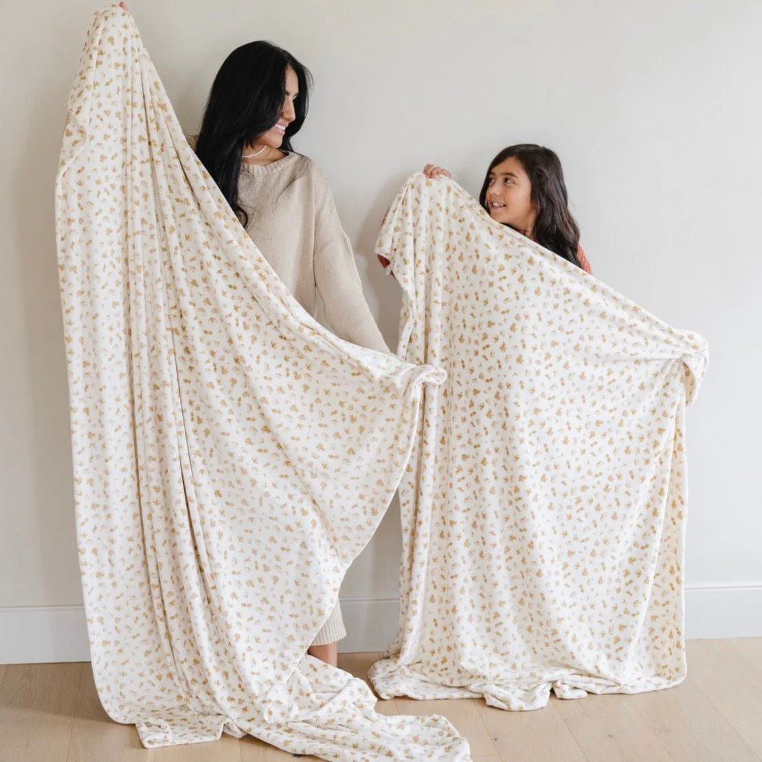 MINKY STRETCH XL THROW BLANKETS - Image 20
