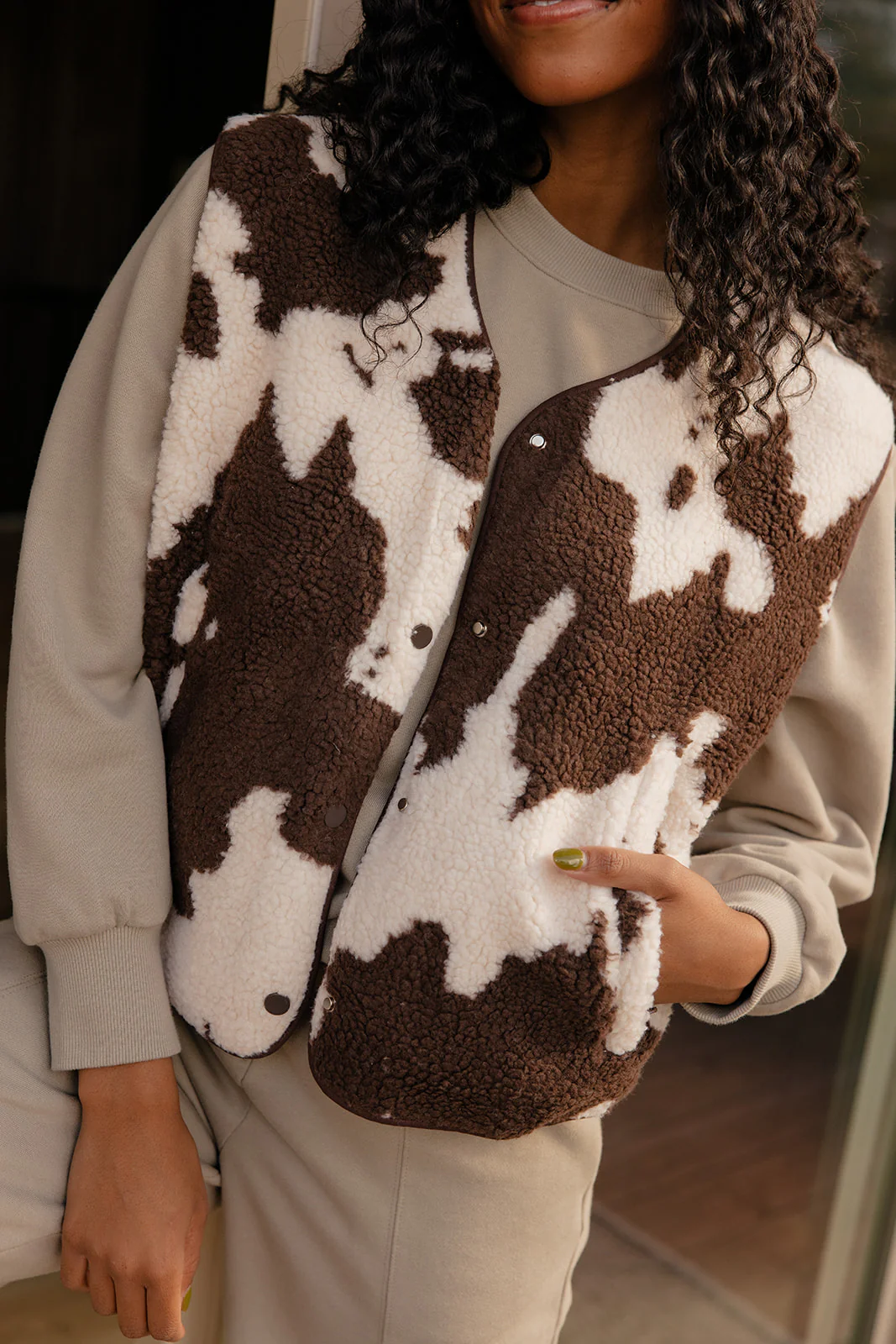 Moo Mood Sherpa Vest - Image 6