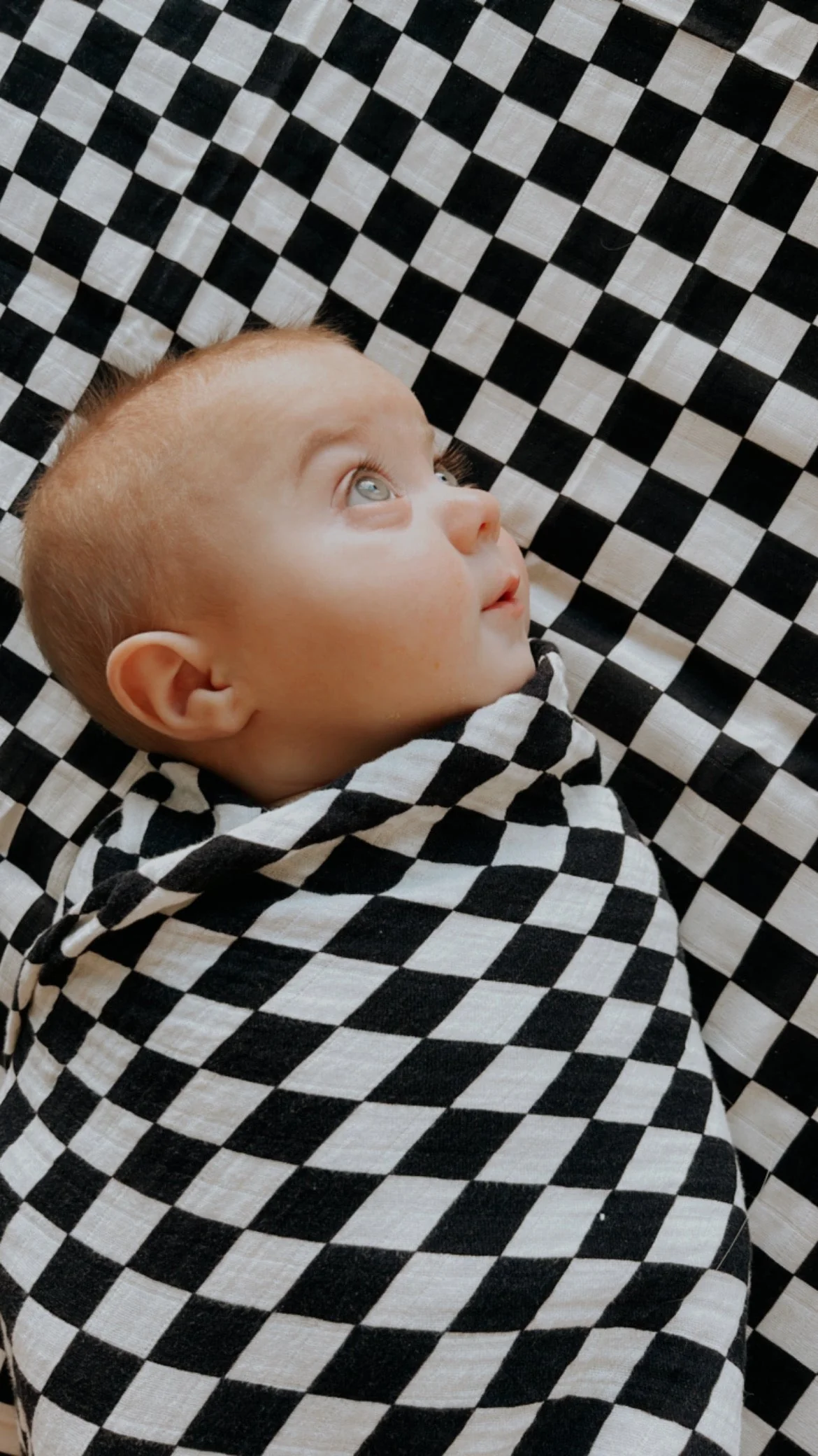 Muslin Crib Sheet | Black Checkered - Image 4