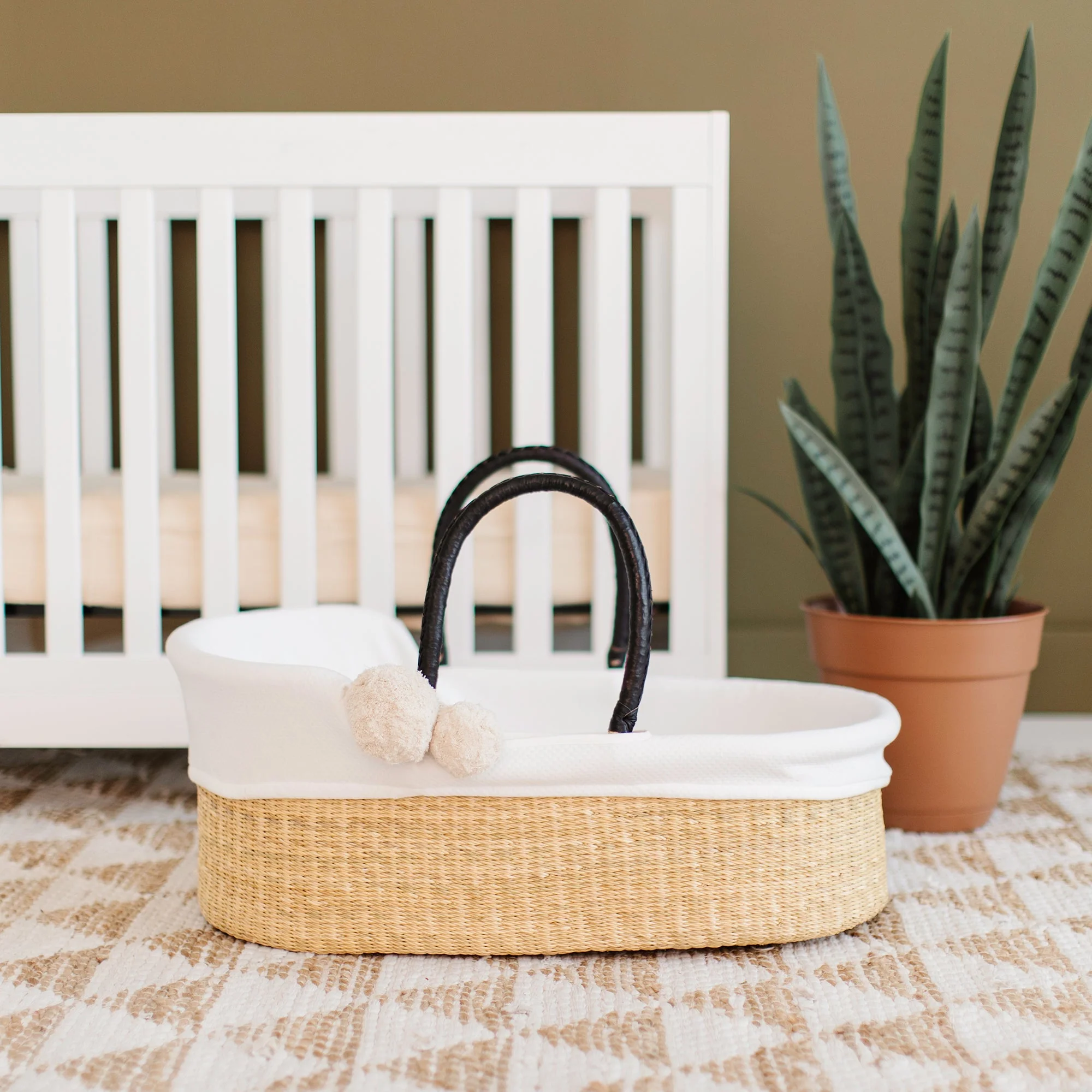 Natural<br>African Moses Basket<br>Black Handle - Image 2