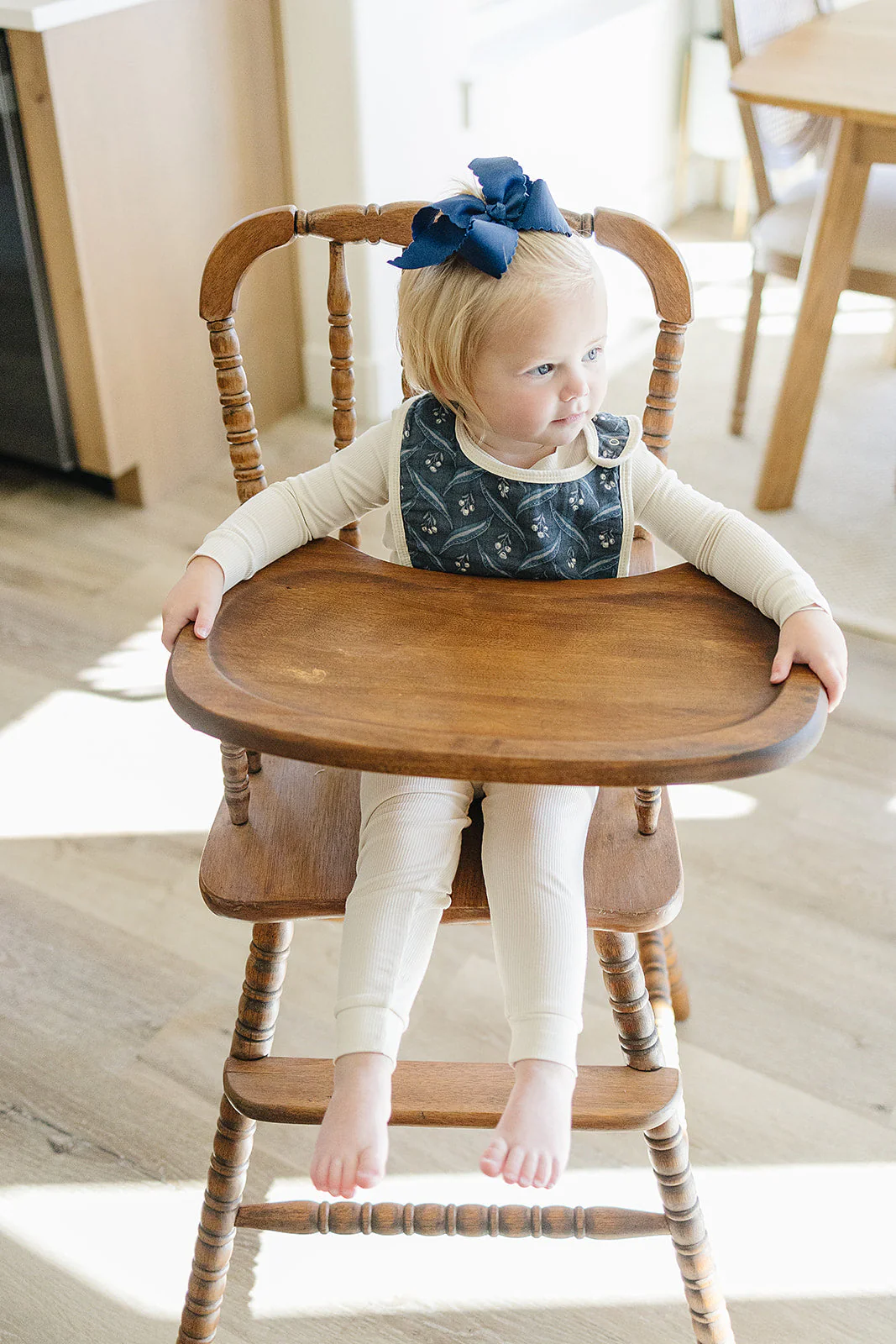 Navy Berry Classic Muslin Bib - Image 4