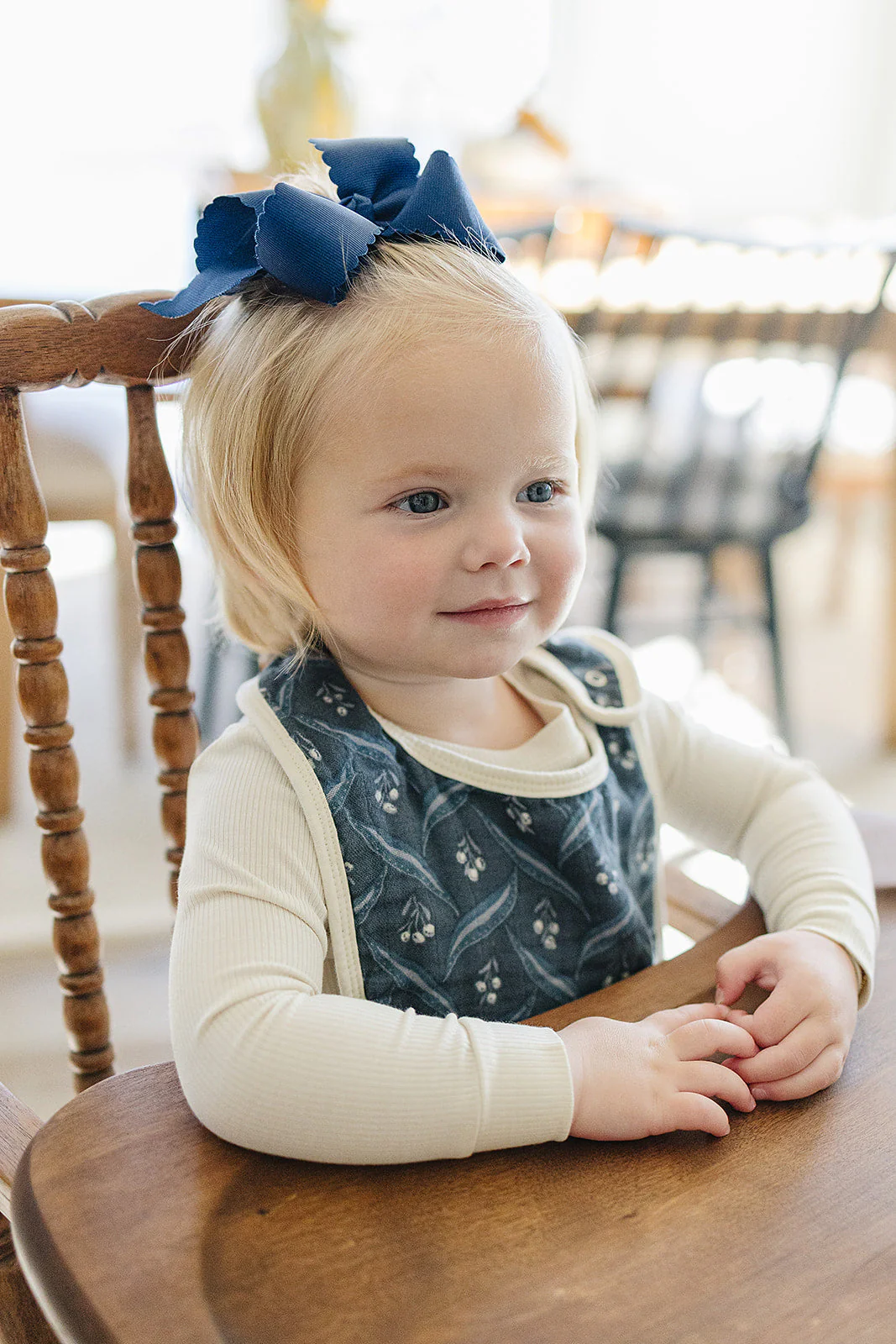 Navy Berry Classic Muslin Bib - Image 5
