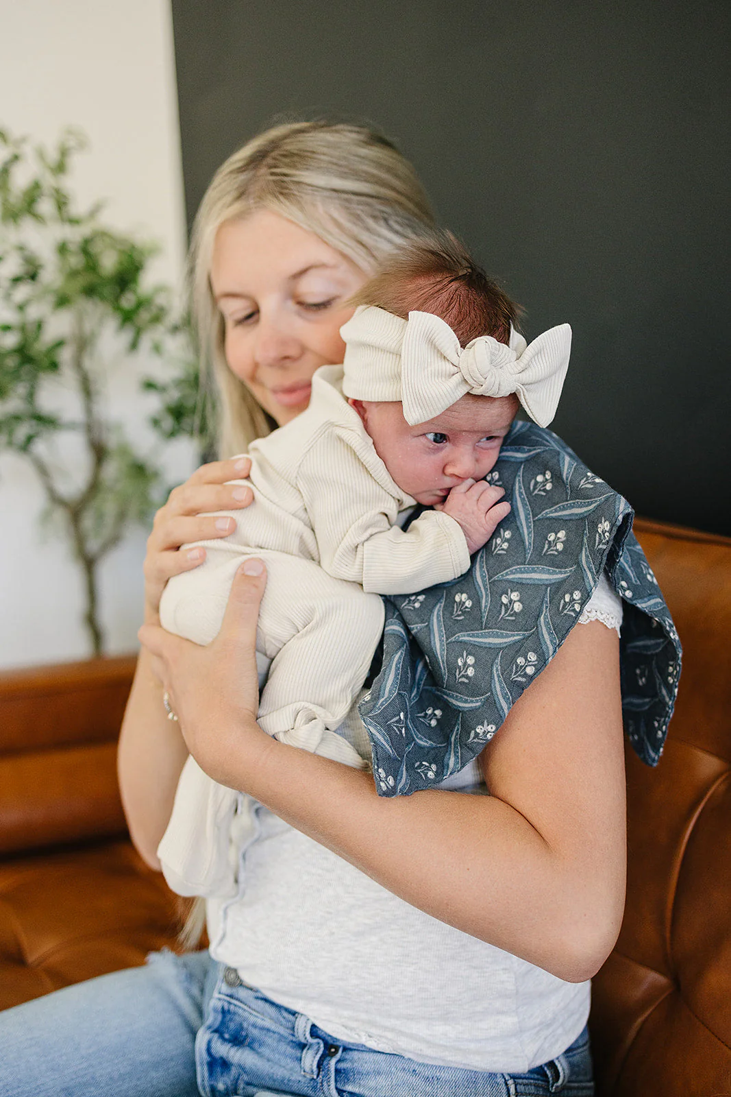 Navy Berry Muslin Burp Cloth - Image 3