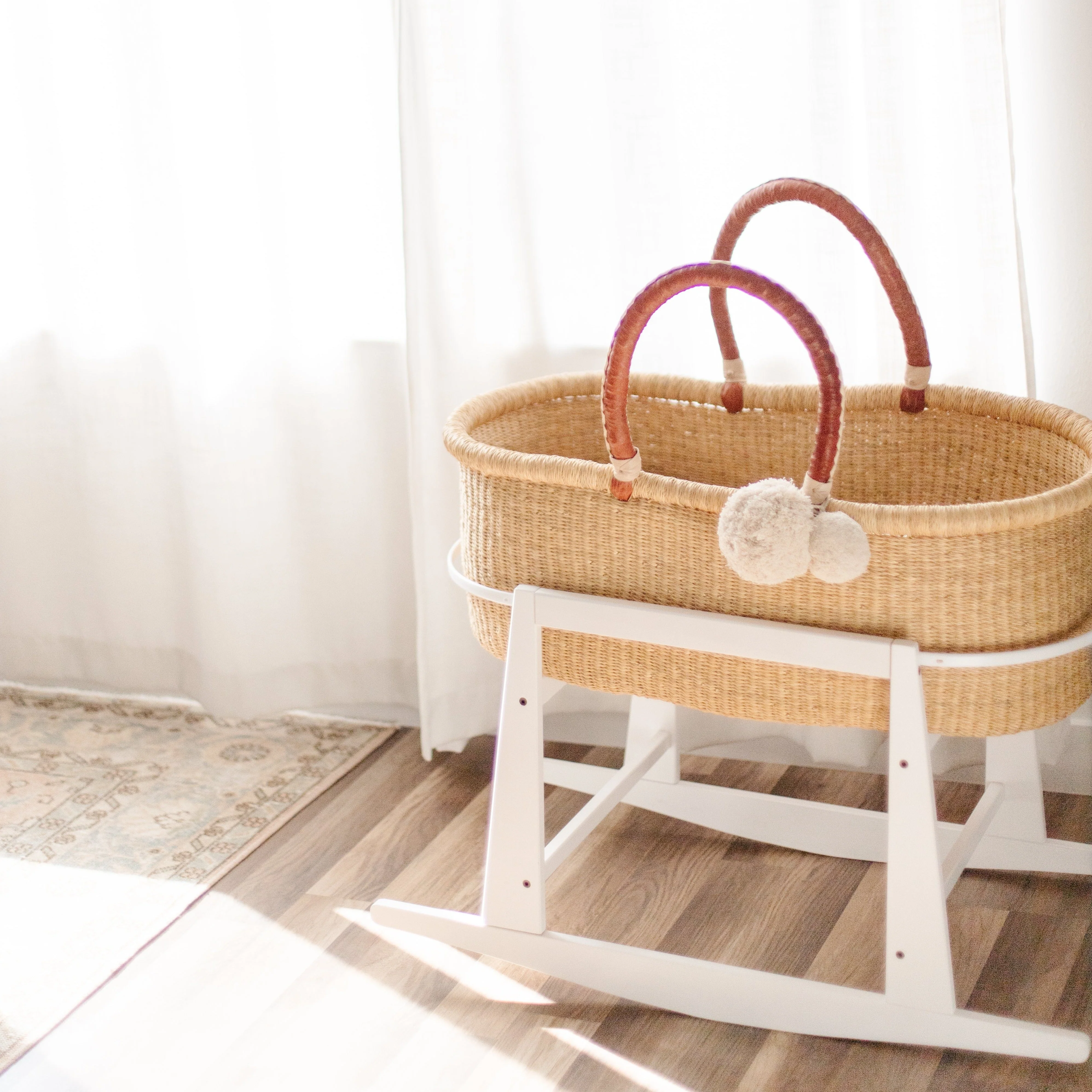 Original Rocking<br> Moses Bassinet Stand<br>with brake<br>White - Image 2