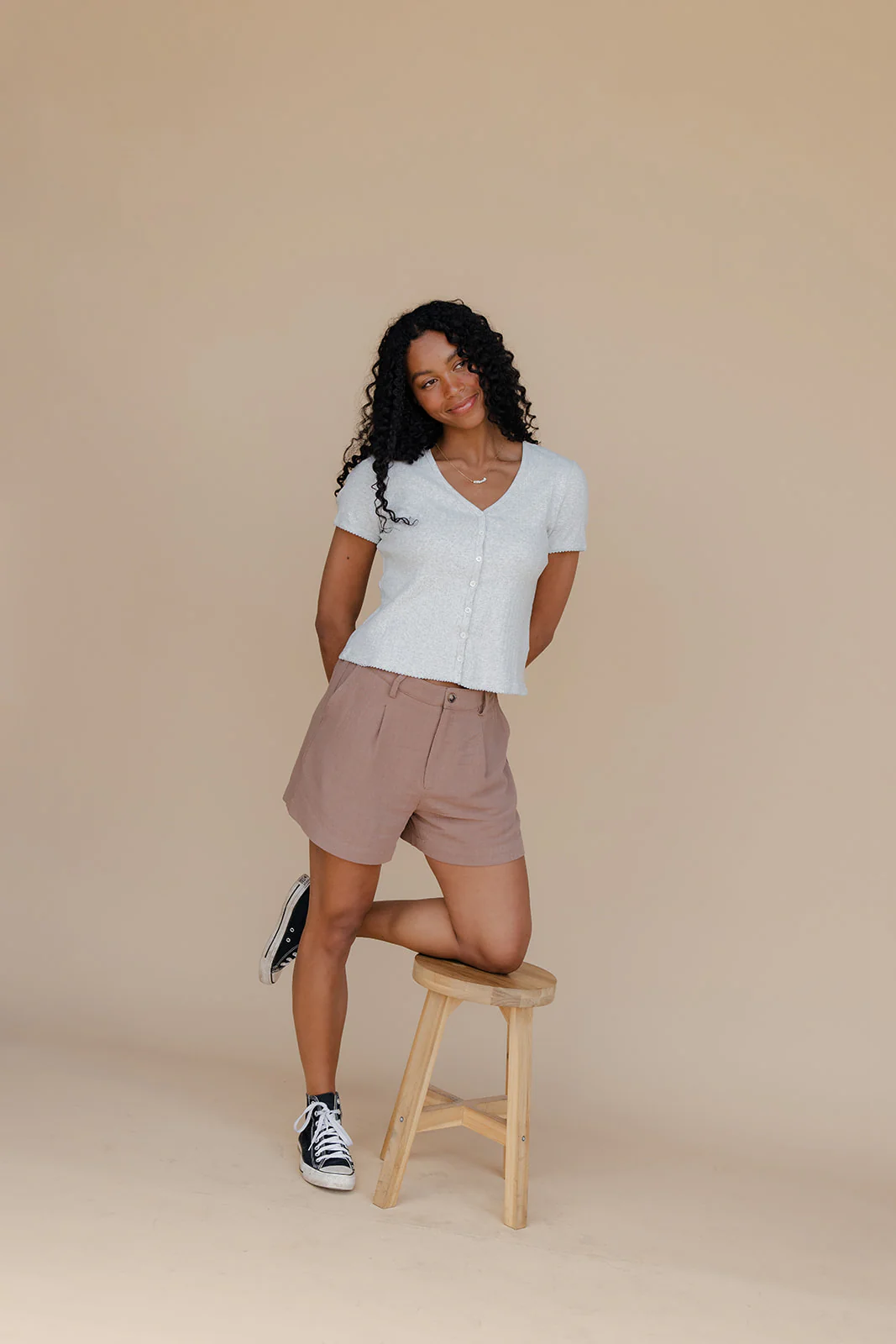 Outfit of the Day Linen Shorts - Image 6