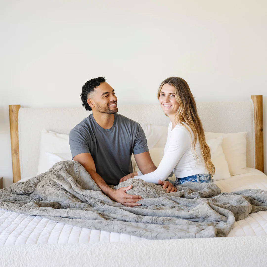 PATTERNED FAUX FUR XL THROW BLANKETS - Image 34