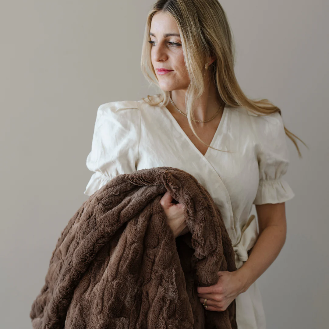 PATTERNED FAUX FUR XL THROW BLANKETS - Image 82