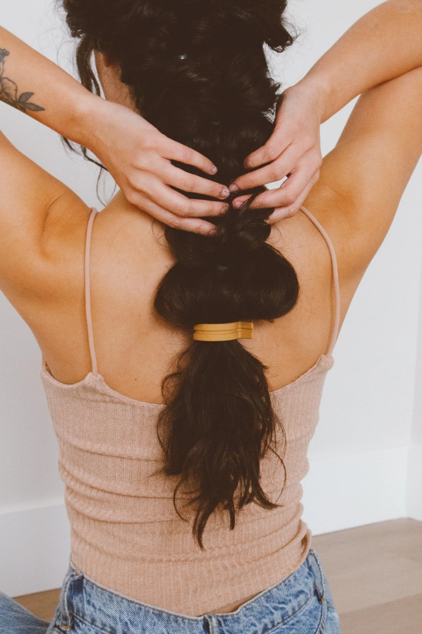 Ponytail Claw Clip - Image 23