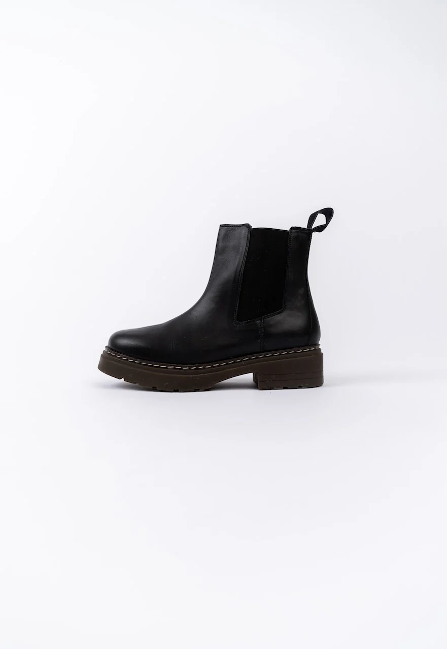 ROOLEE Flika Chelsea Boot - Image 9