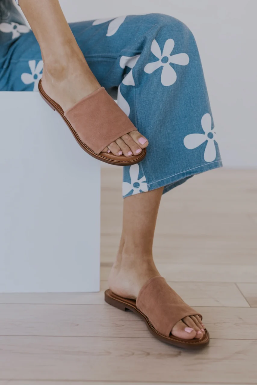 ROOLEE Karamelo Sandal - Image 9