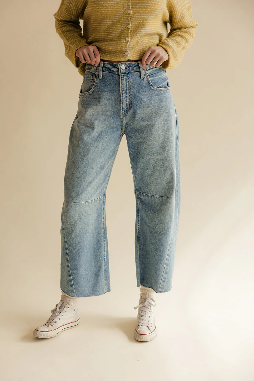 Rowan Barrel Jeans - Image 15