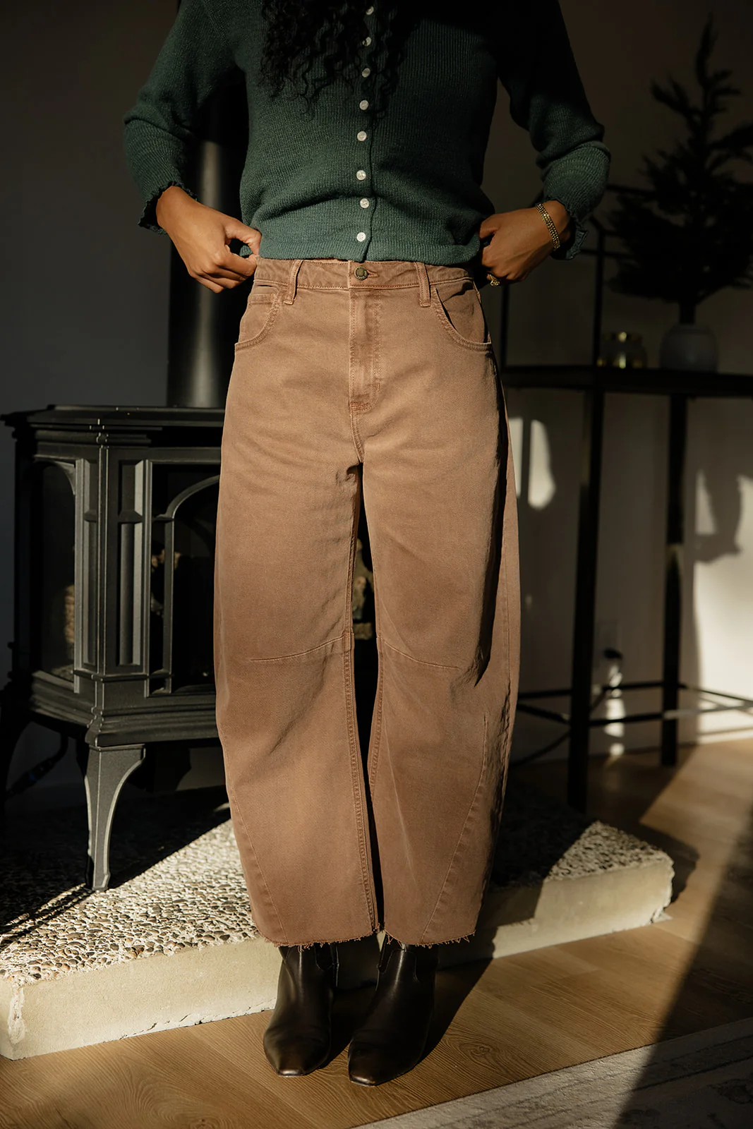 Rowan Barrel Jeans - Image 6