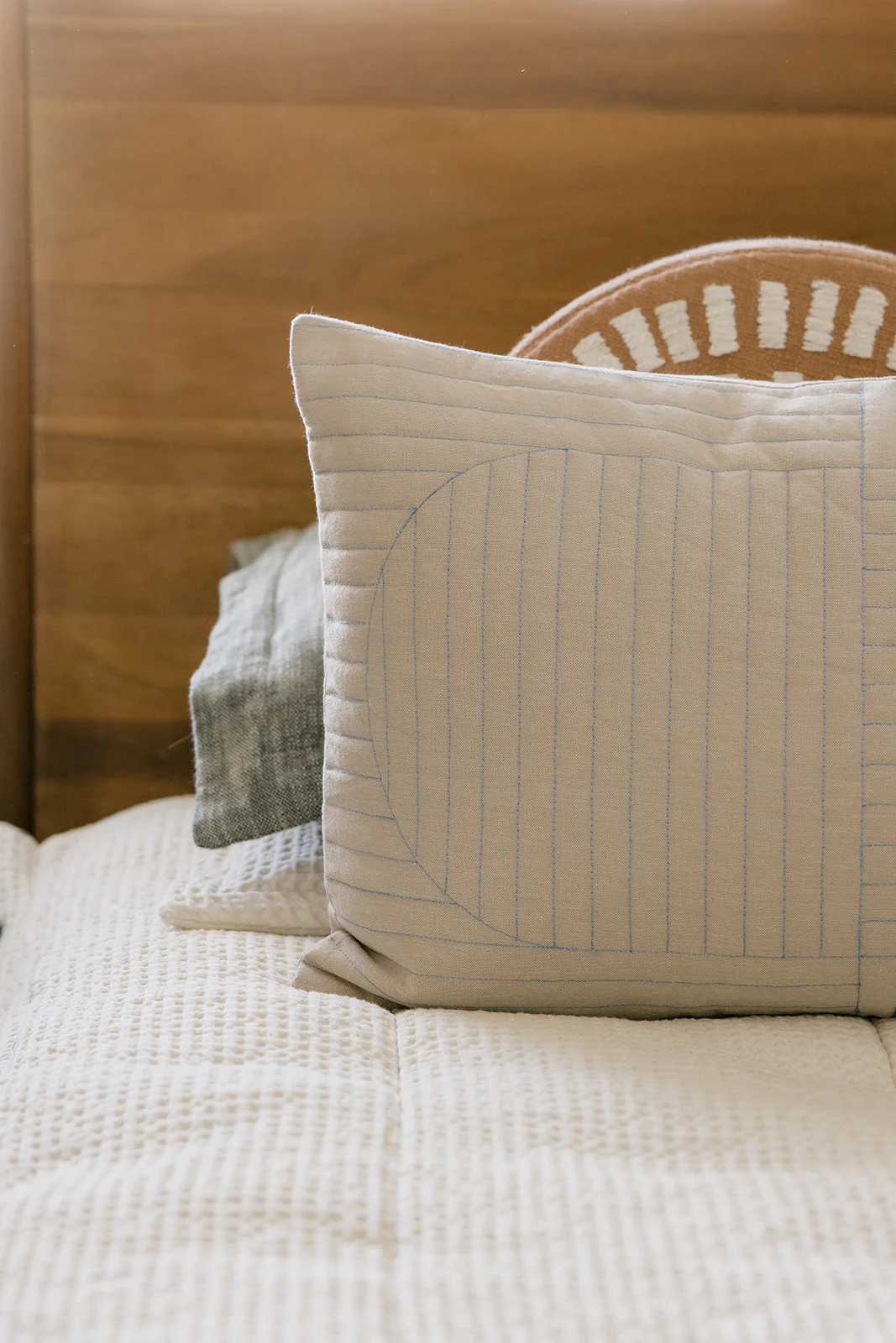 Rupert Lumbar Pillow - Image 3