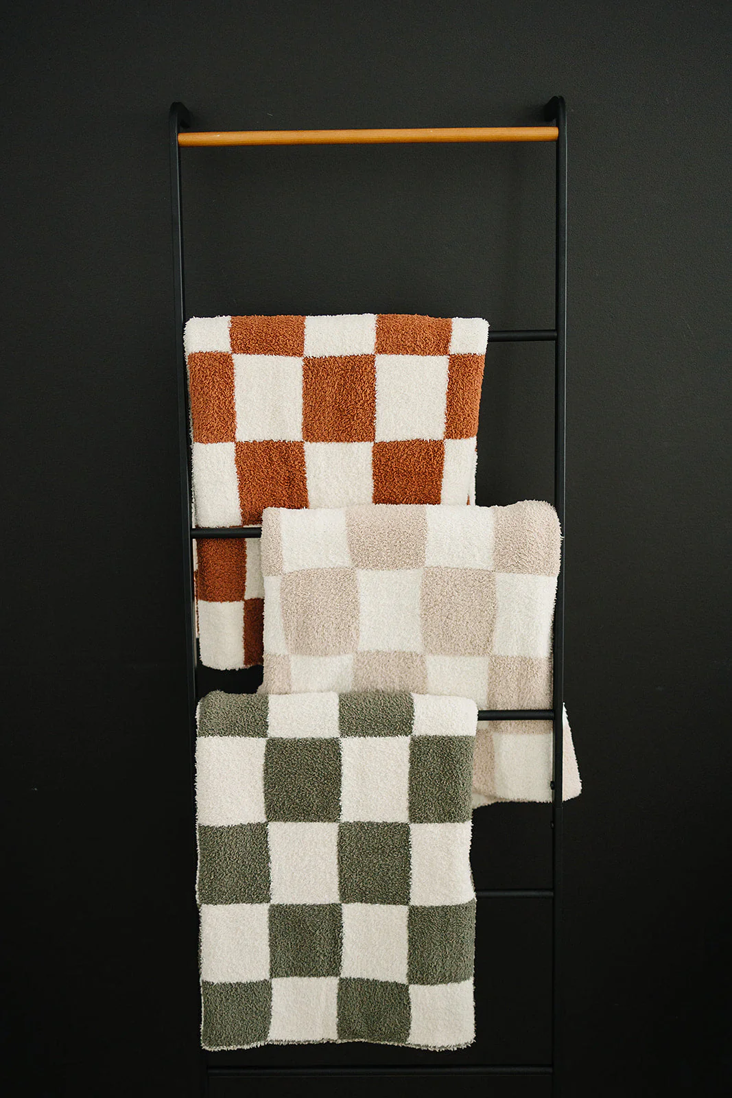 Rust Checkered Plush Blanket - Image 7