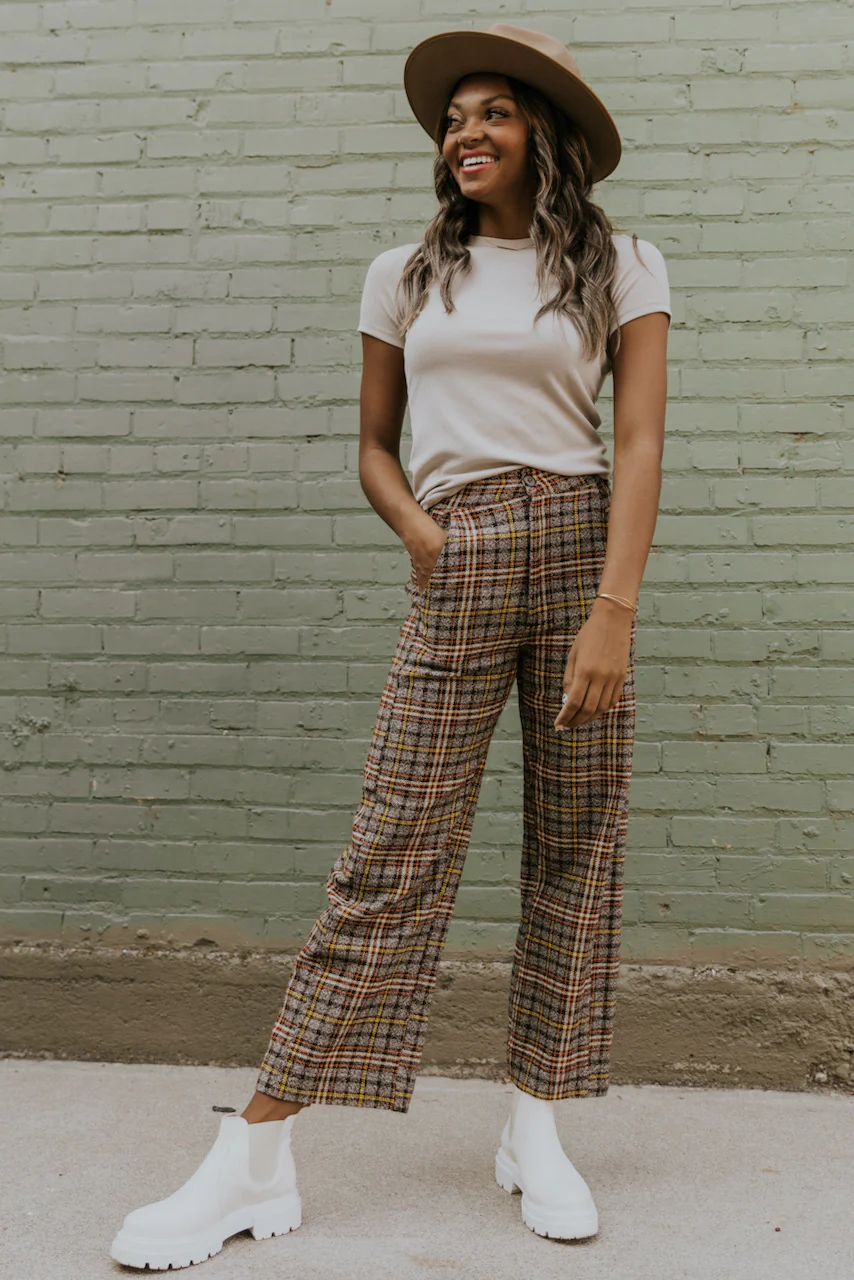 Sadie Solid Tee - Image 32