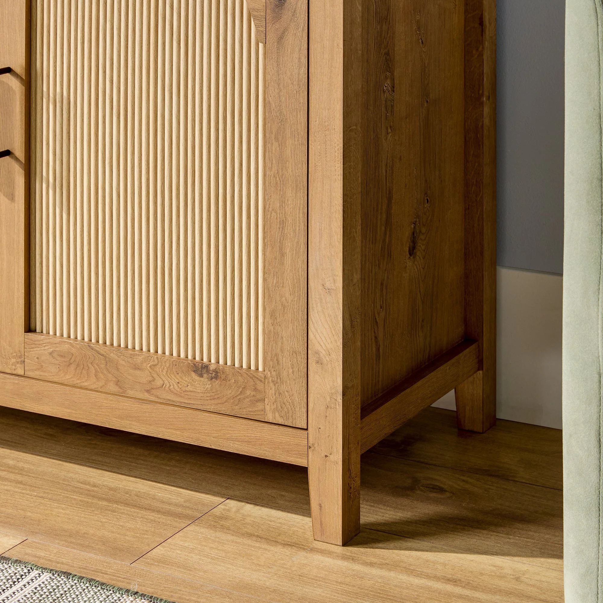 Sasha 70" Modern Reeded Sideboard / TV Stand - Image 10