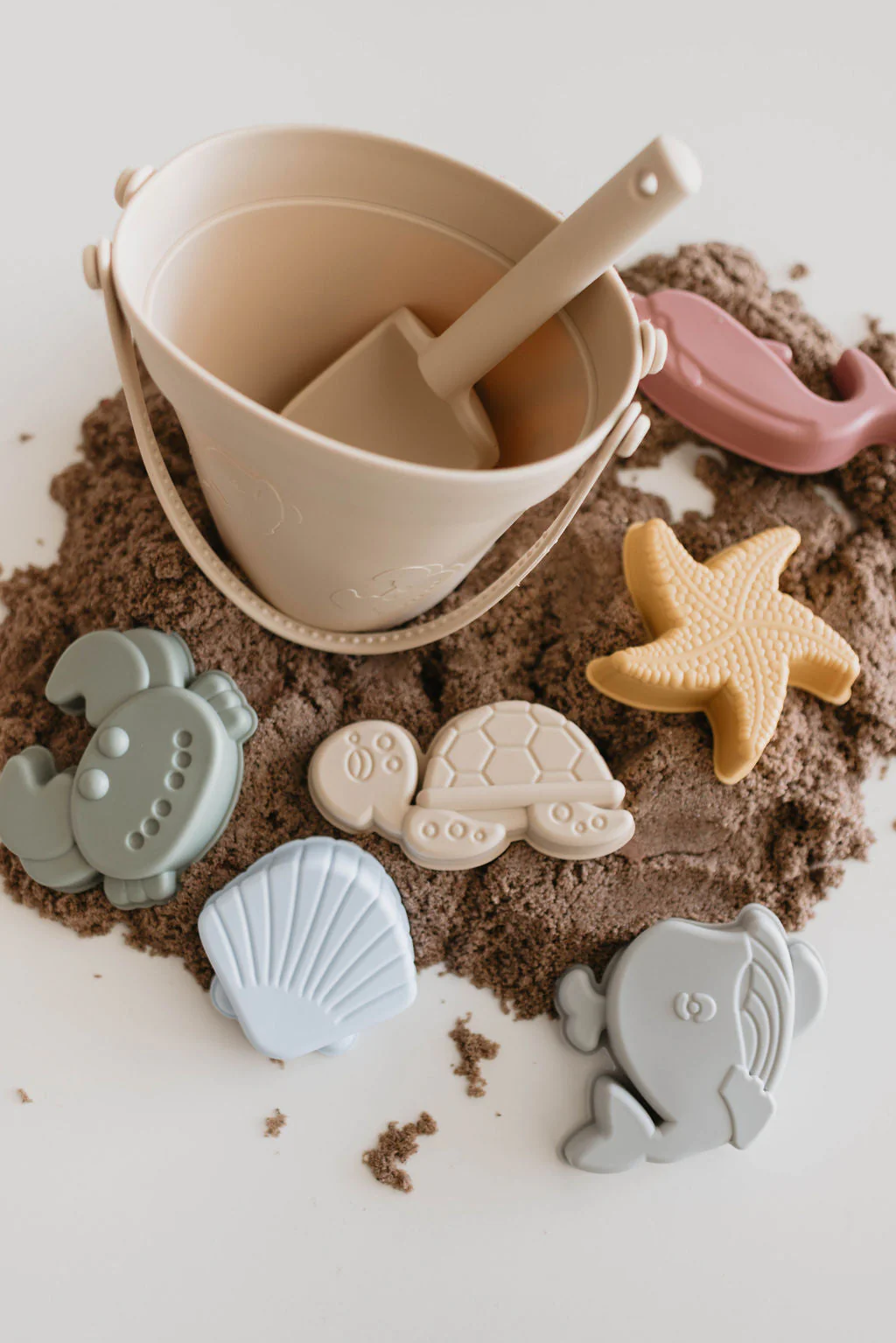 Silicone Sand Bucket | 8 Piece - Image 2