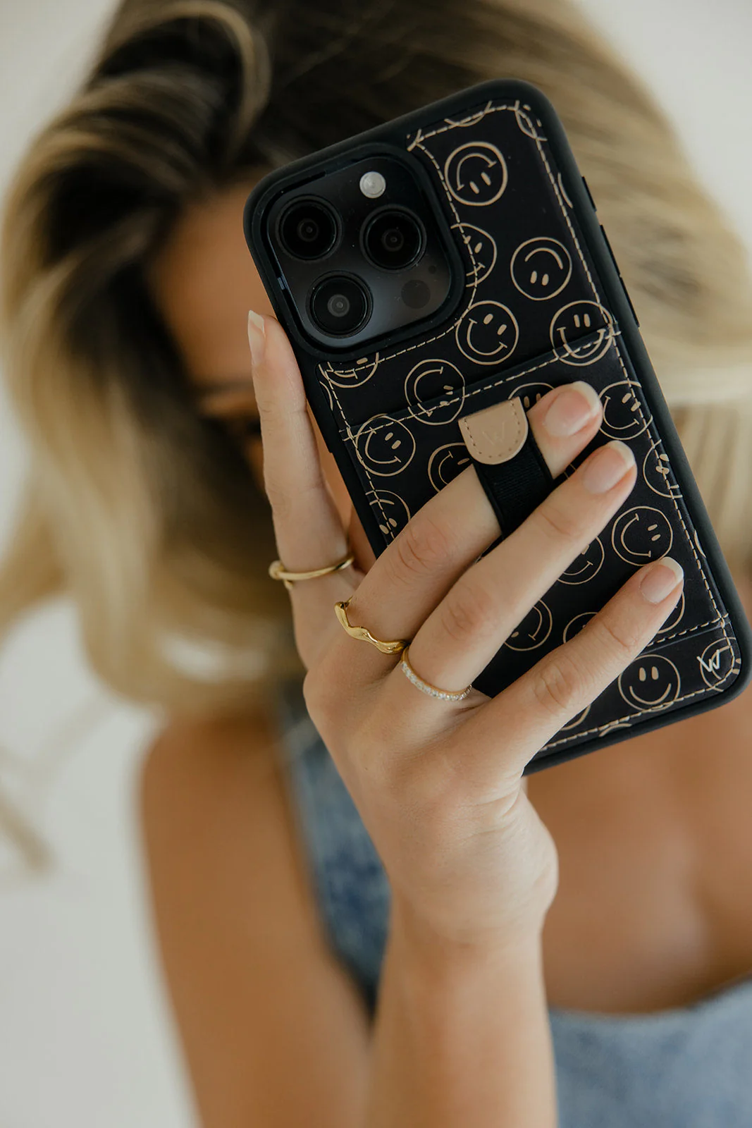 Smile Squad Loop Case - Image 3