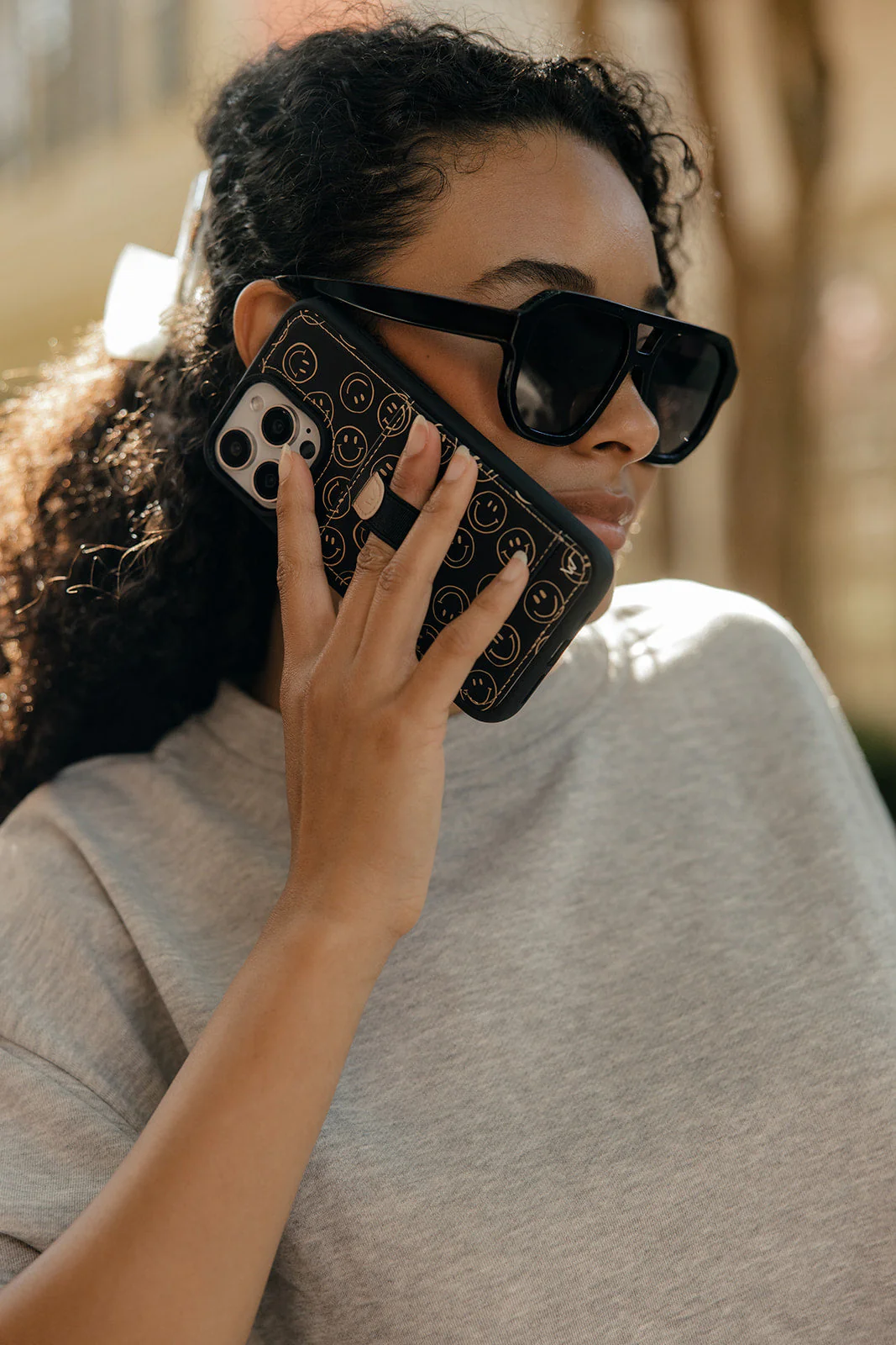 Smile Squad Loop Case - Image 8