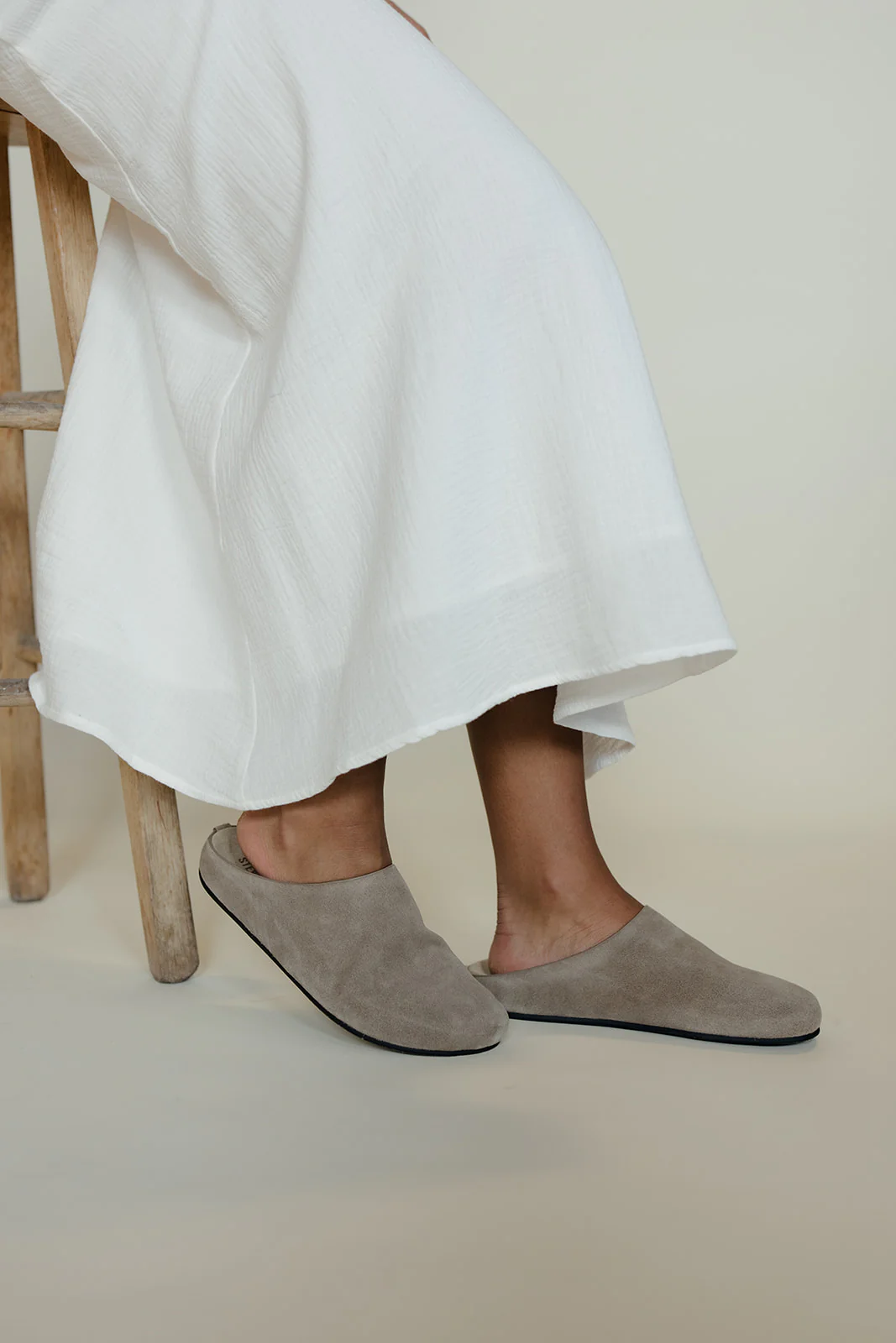 Steve Madden Fern Suede Clog - Image 3