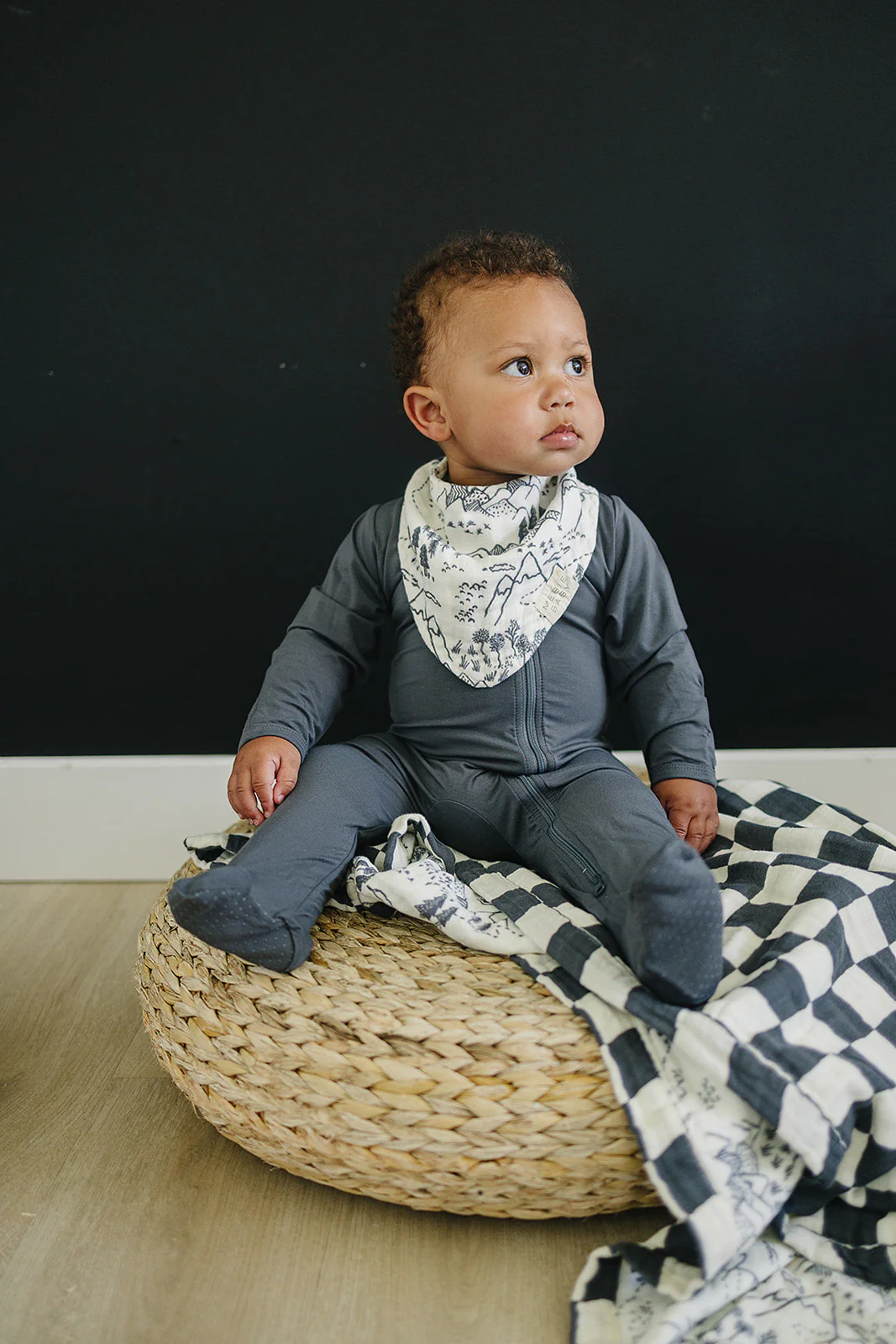 Summit Muslin Bib - Image 3