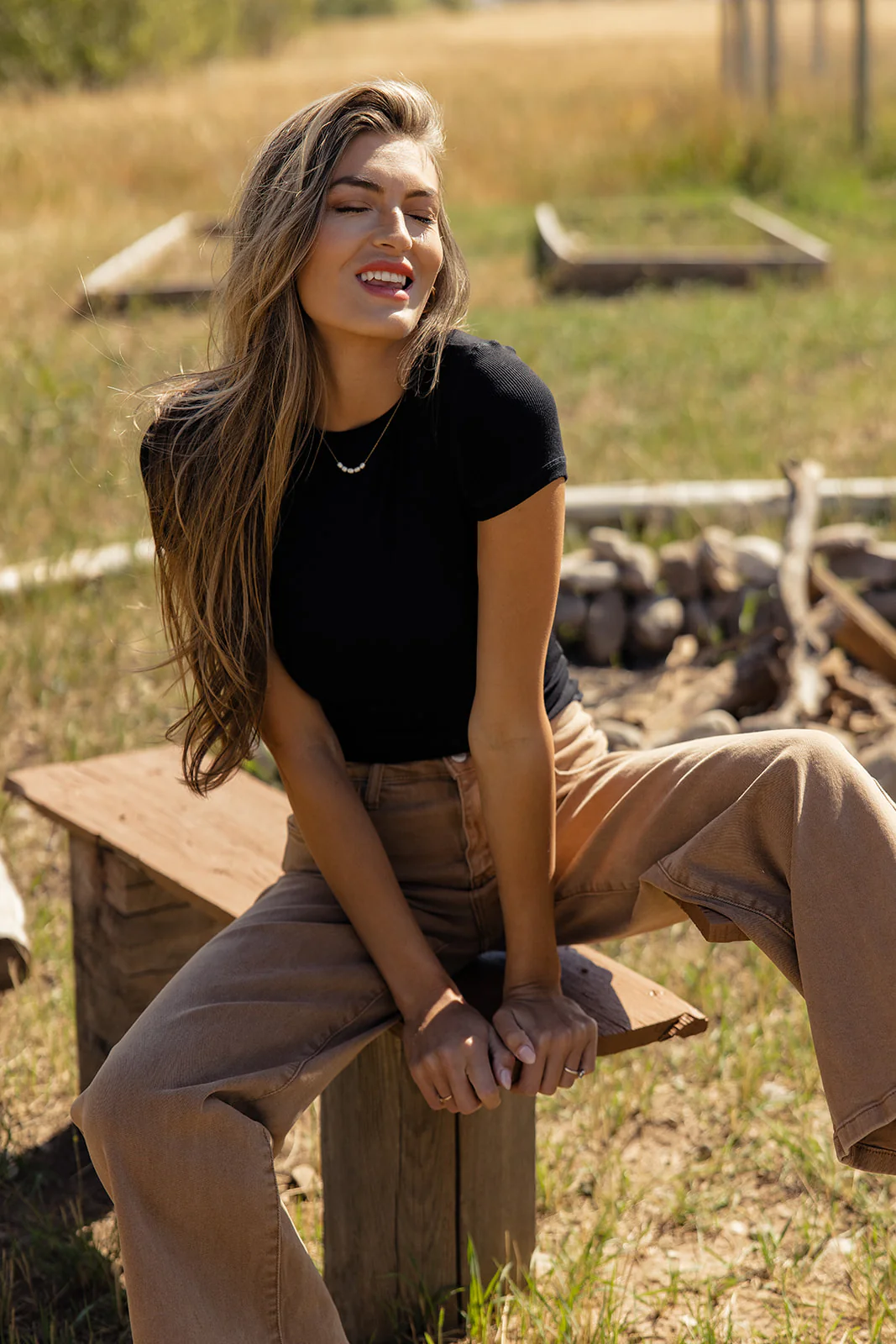 The Arlet Basic Tee - Image 12