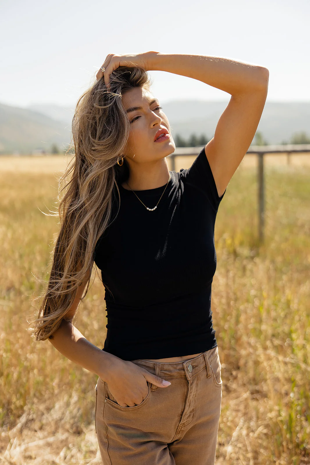 The Arlet Basic Tee - Image 15