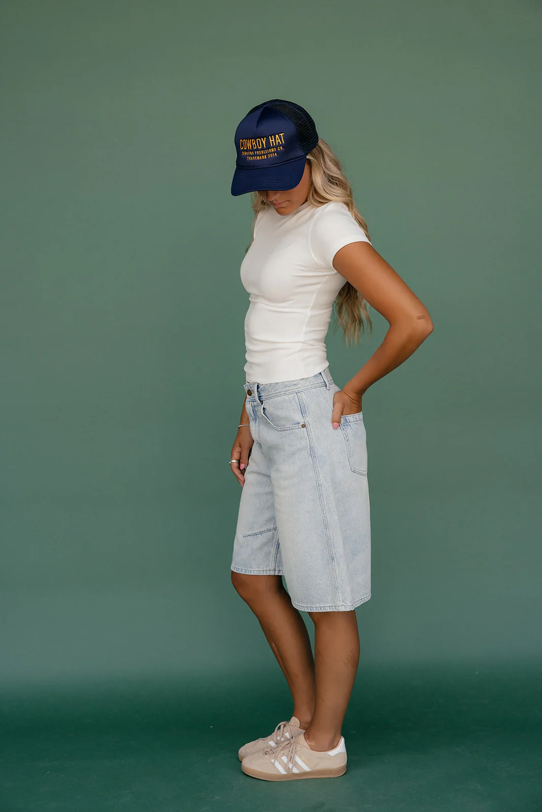 The Arlet Basic Tee - Image 21