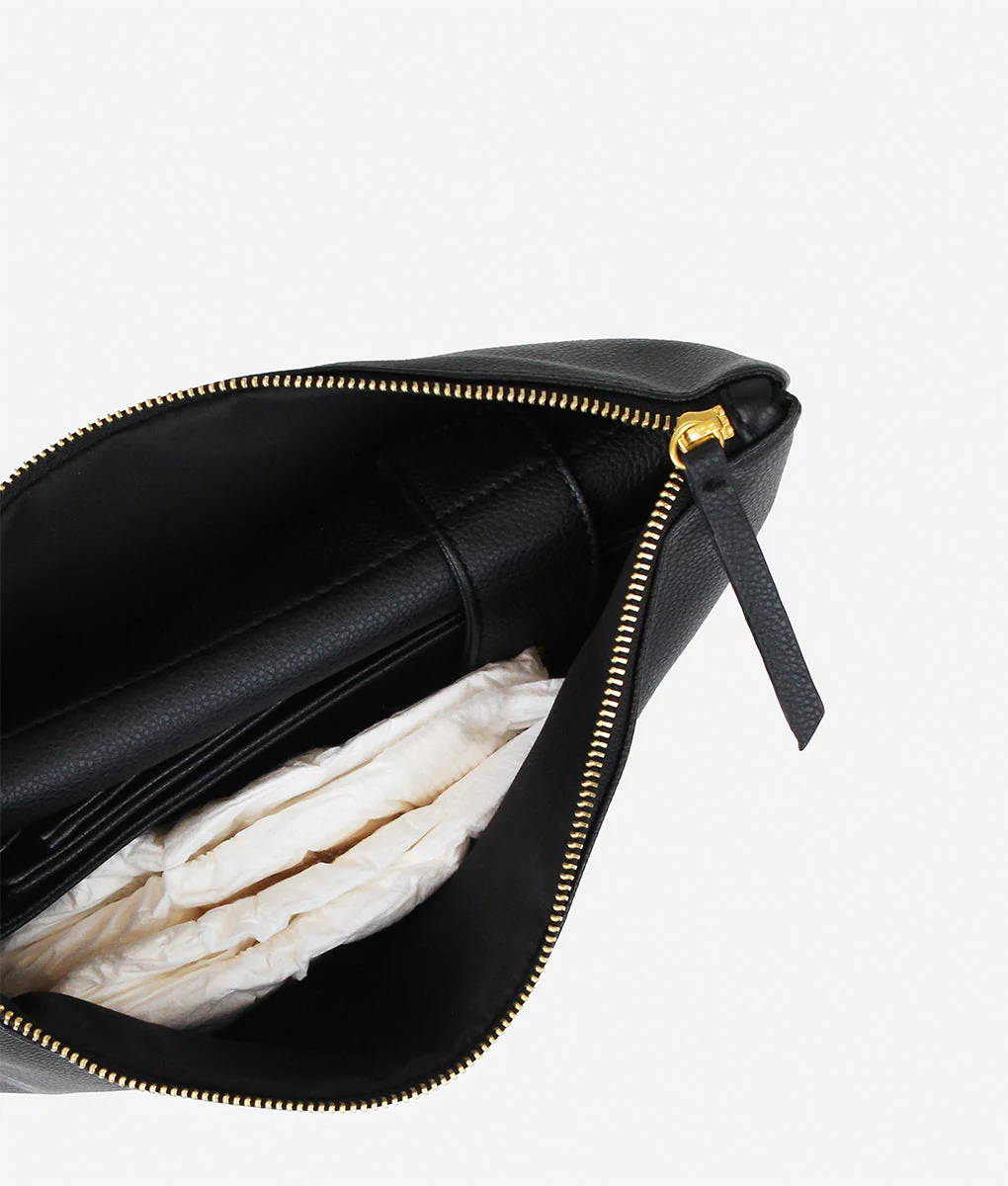 The Changing Clutch - Black - Image 4