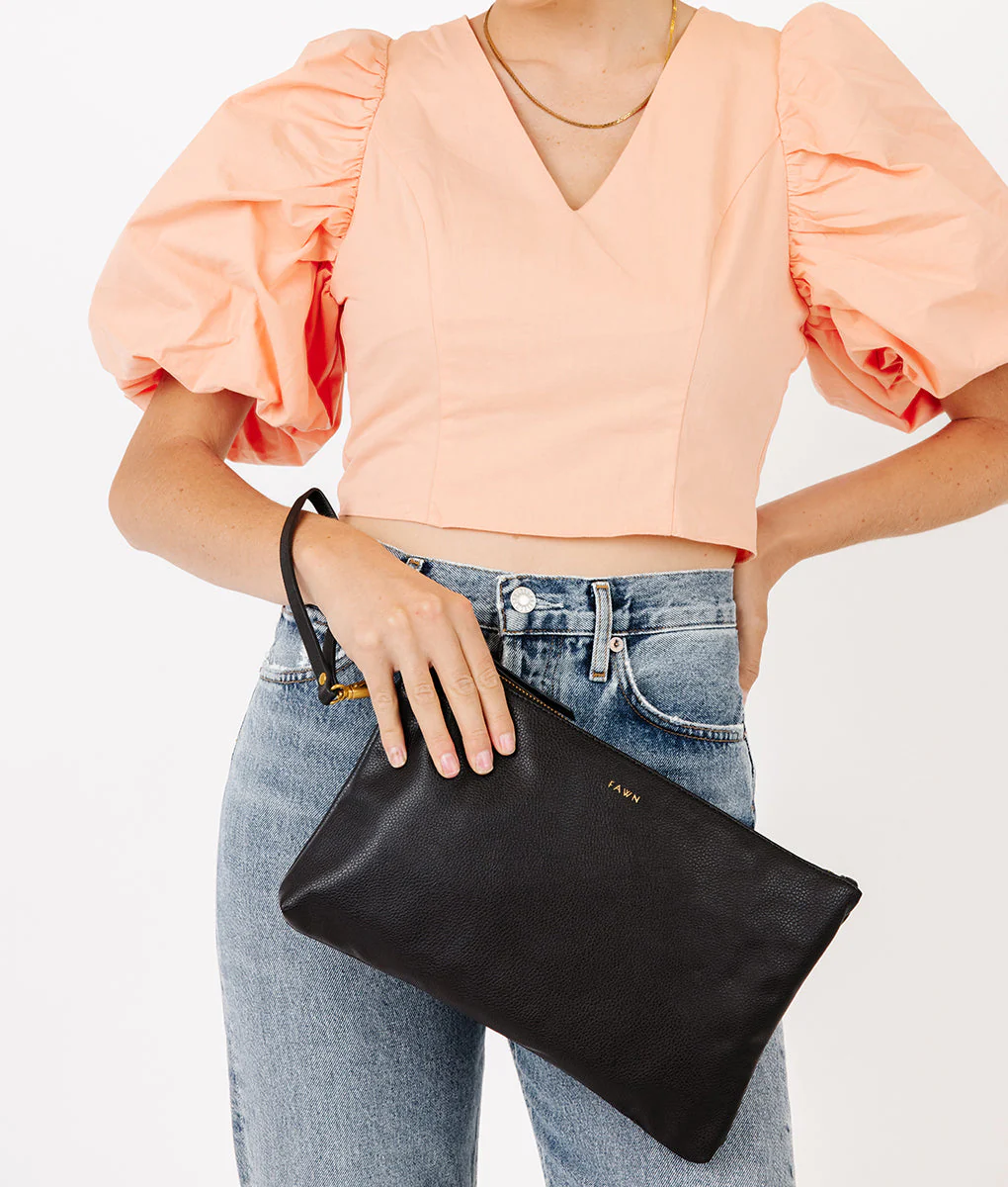 The Changing Clutch - Black - Image 5