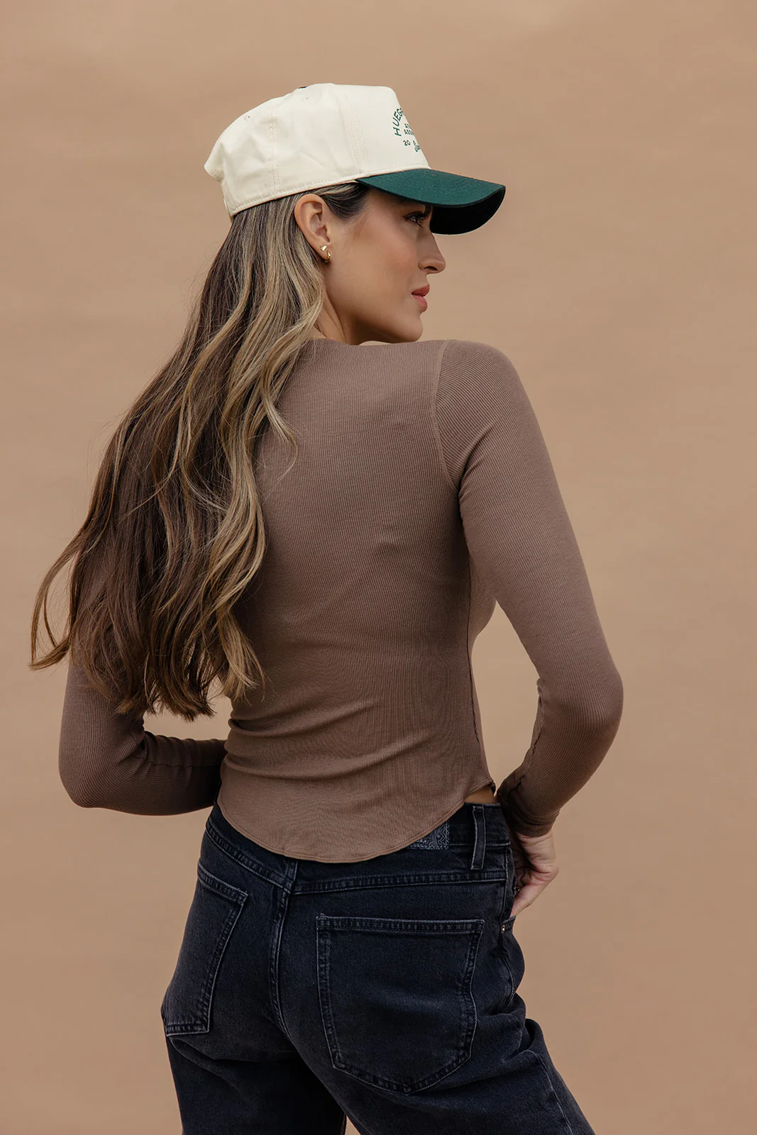 The Vero Long Sleeve Tee - Image 11