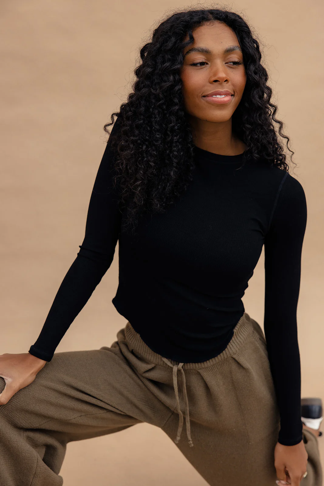 The Vero Long Sleeve Tee - Image 17