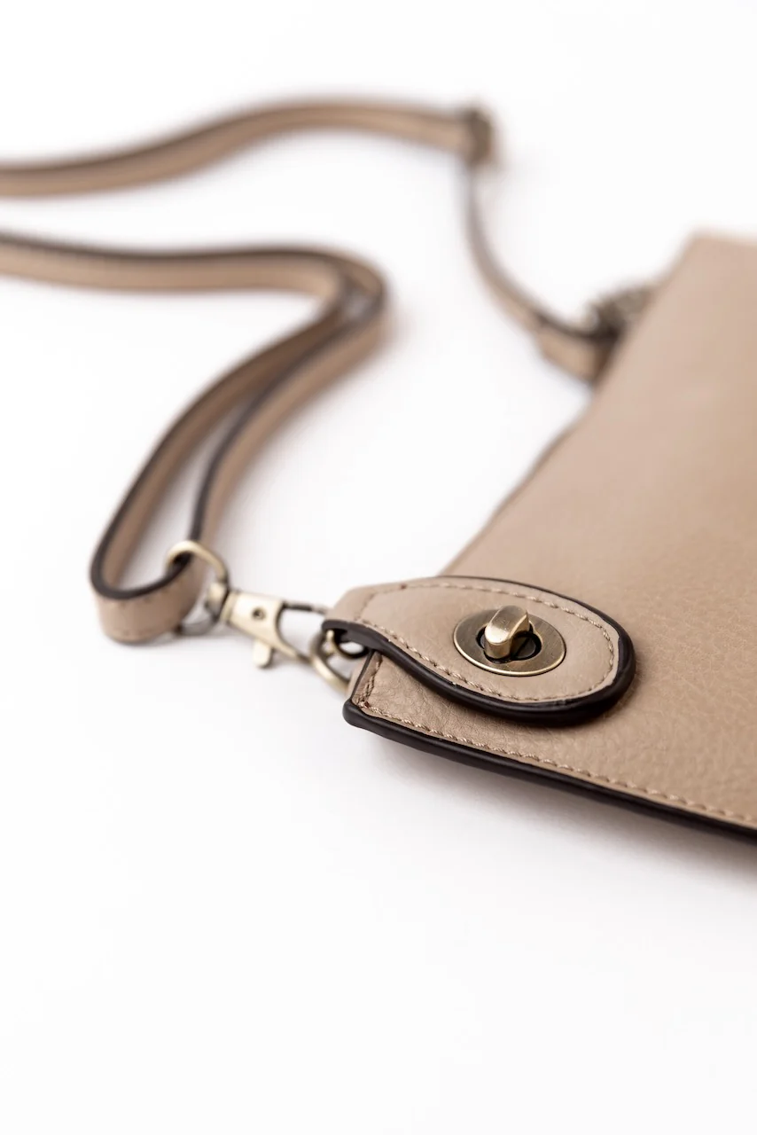 Uptown Messenger Purse - Image 50