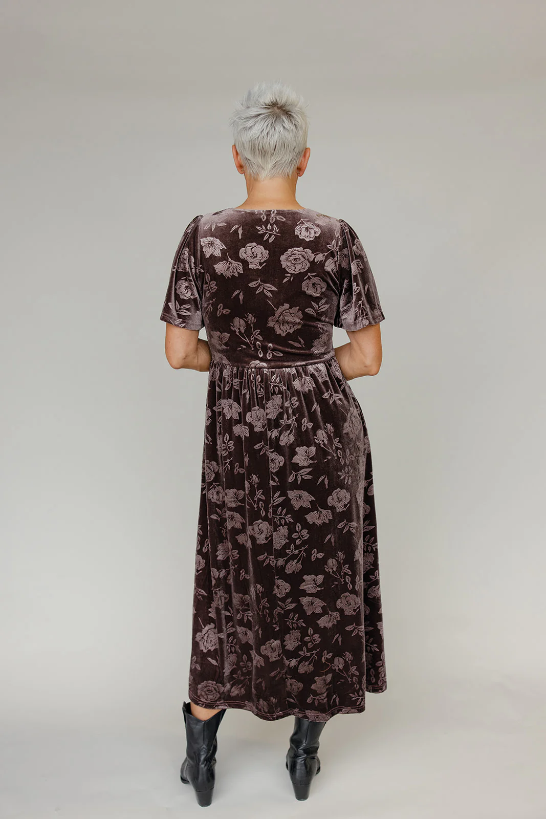 Velvet Ember Midi Dress - Image 5