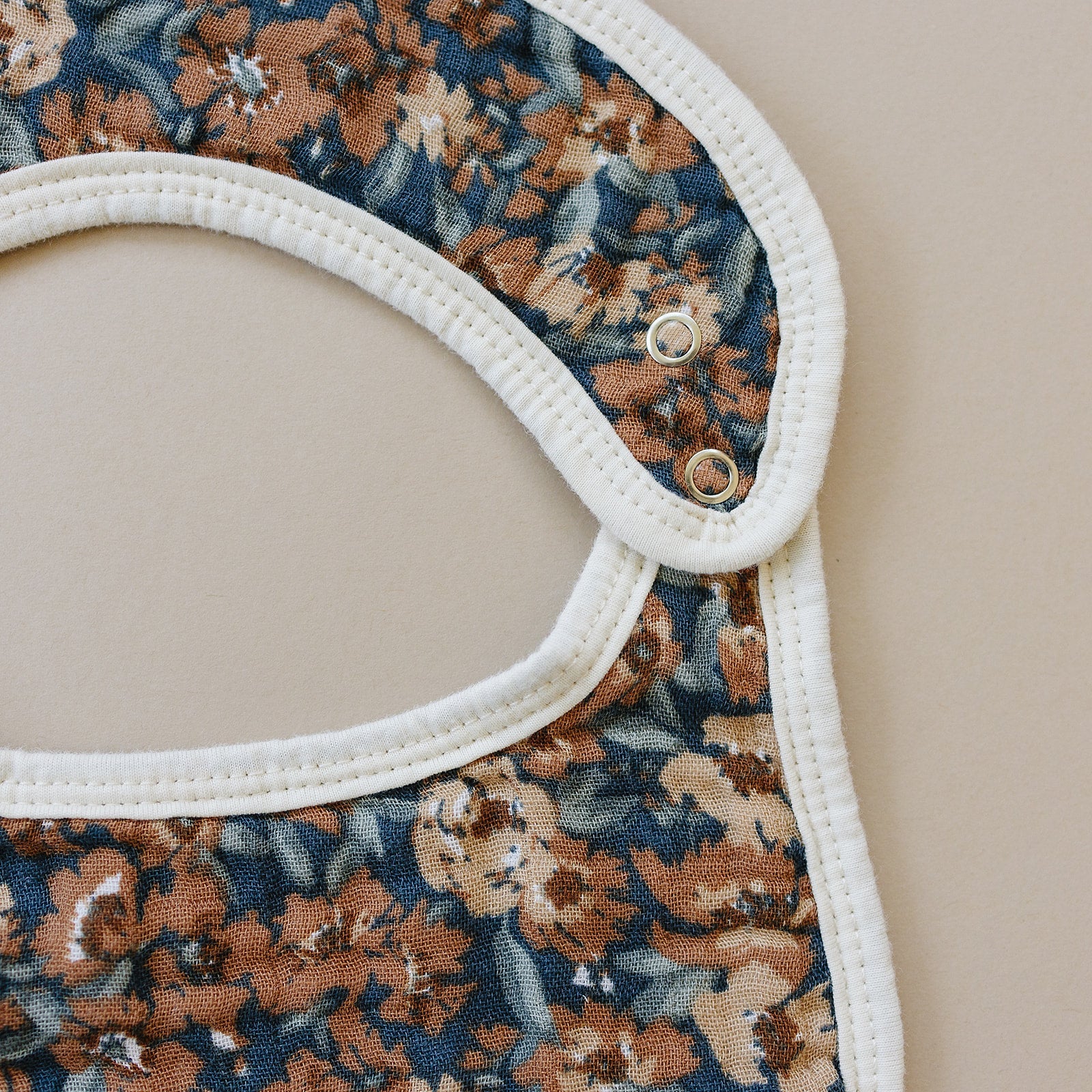 Venetian Floral Classic Muslin Bib - Image 3