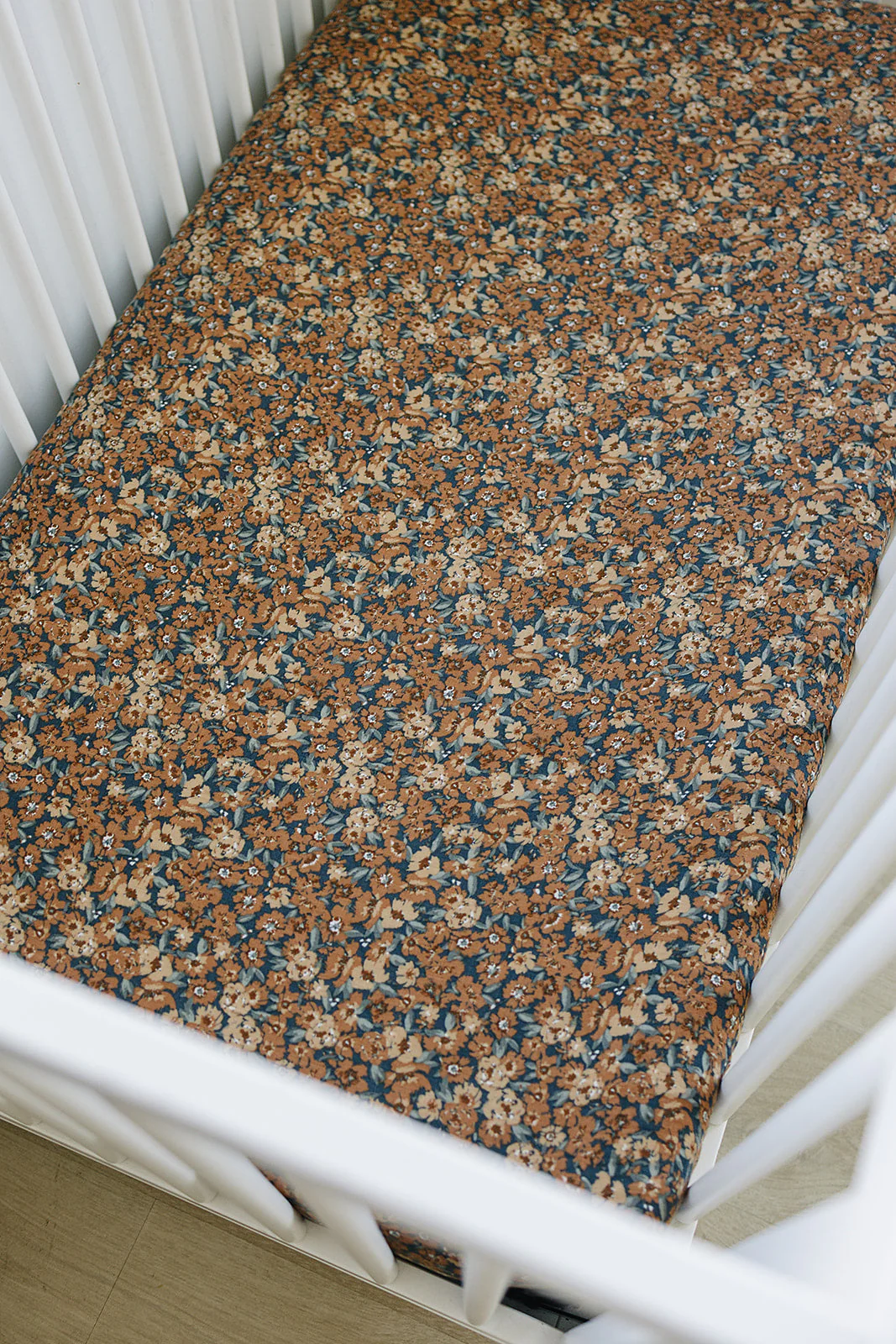 Venetian Floral Muslin Crib Sheet - Image 4